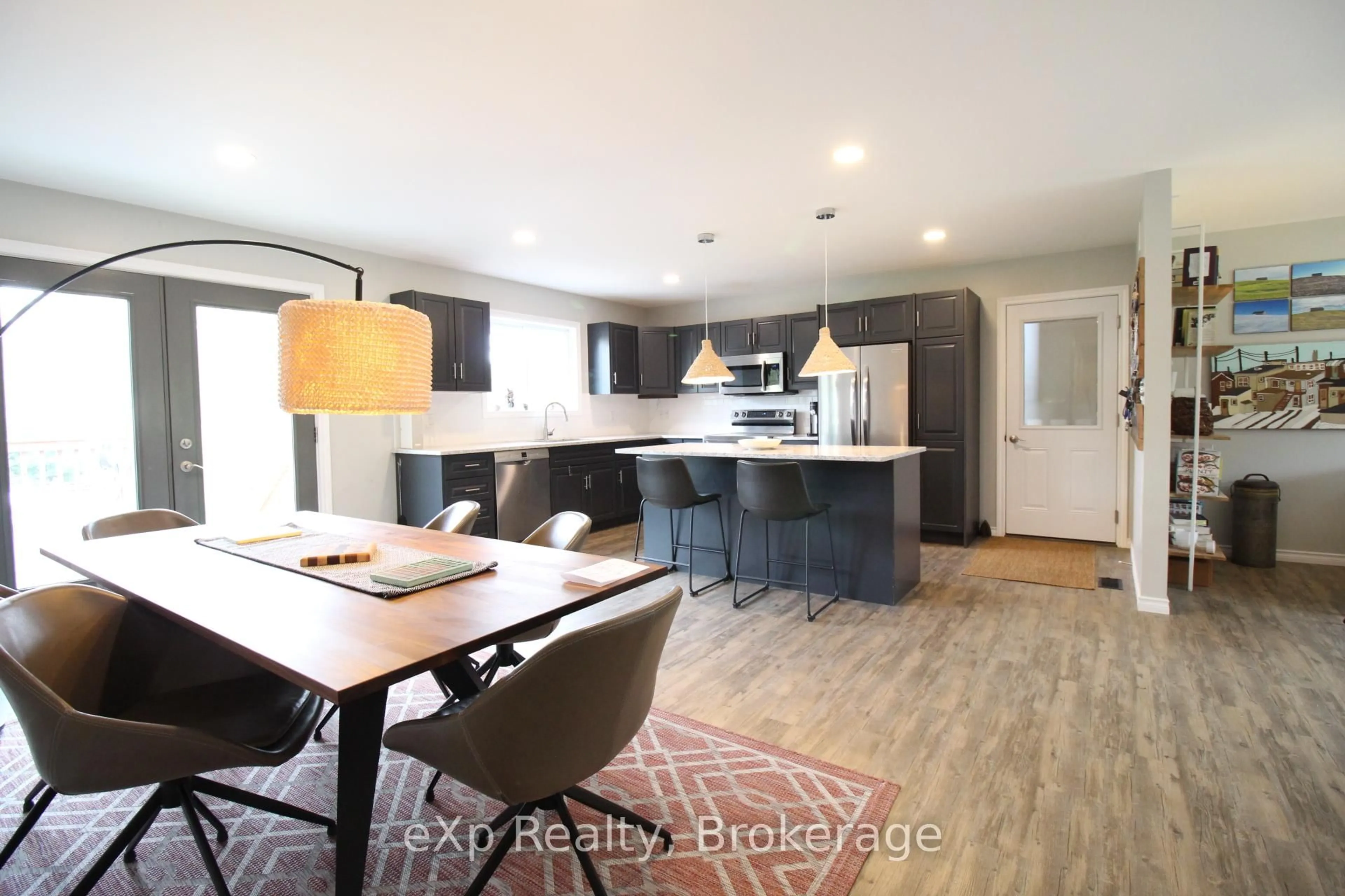 Open concept kitchen, wood/laminate floor for 172 North St, Grey Highlands Ontario N0C 1E0
