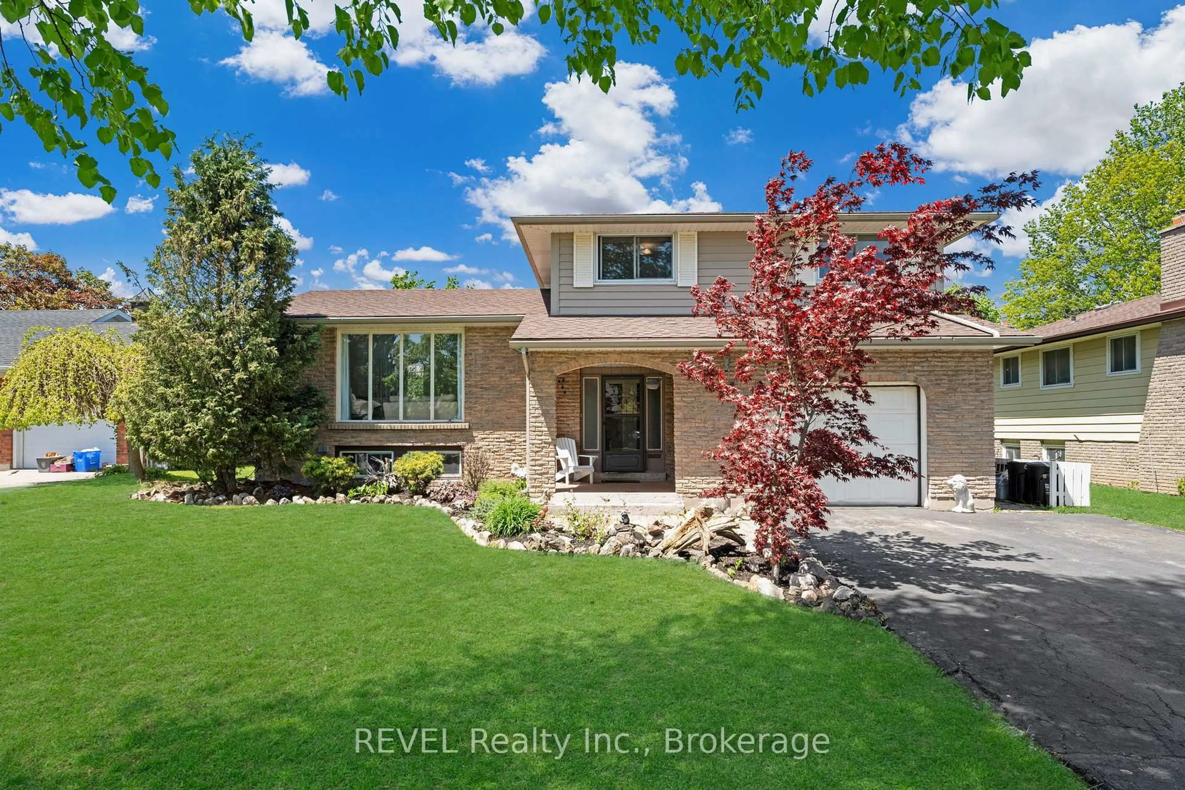 Home with brick exterior material, street for 22 Mccoll Dr, Welland Ontario L3C 3L7
