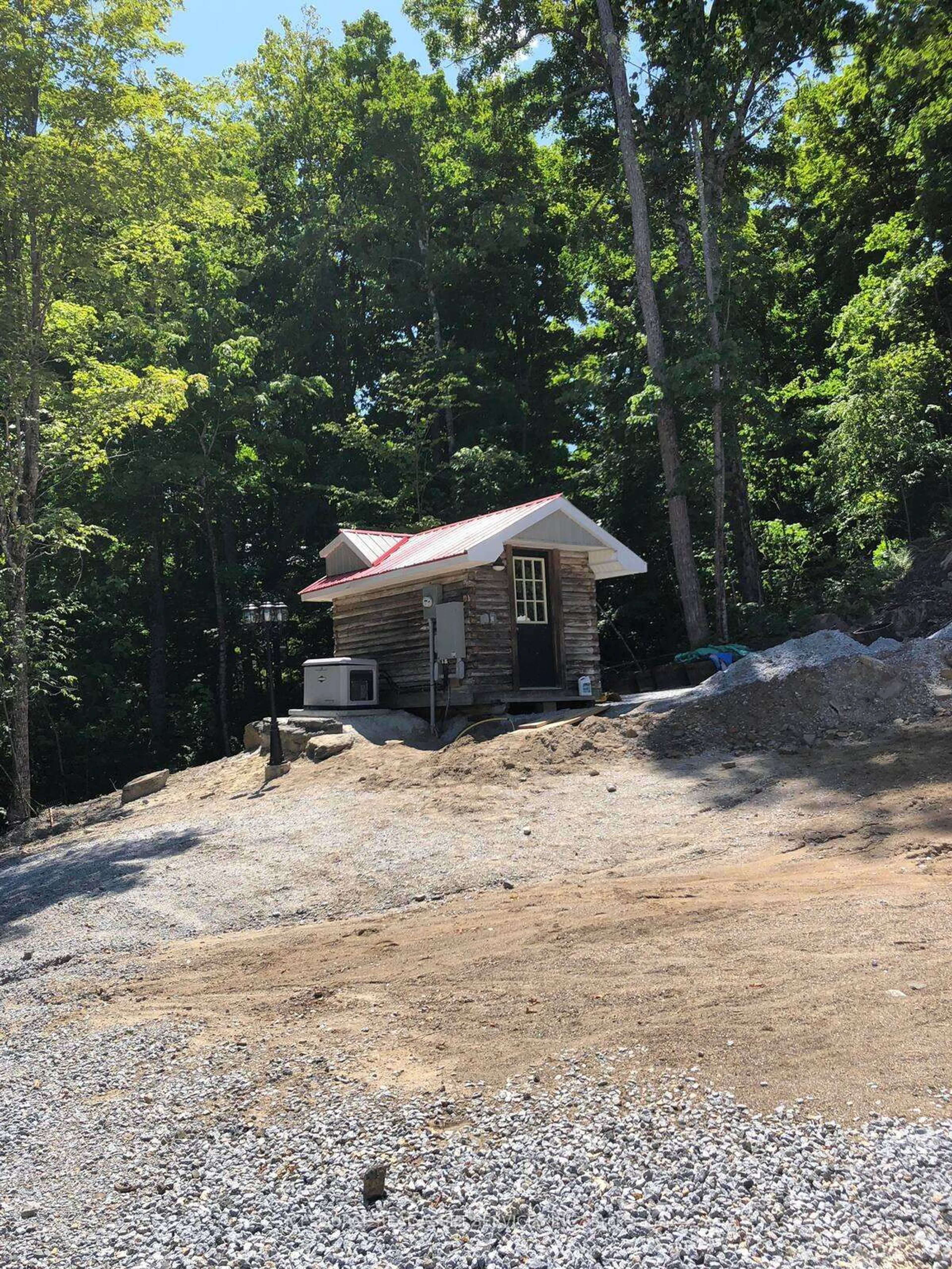 Shed for 1053C Granite Terrace Lane, Ompah Ontario K0H 2J0