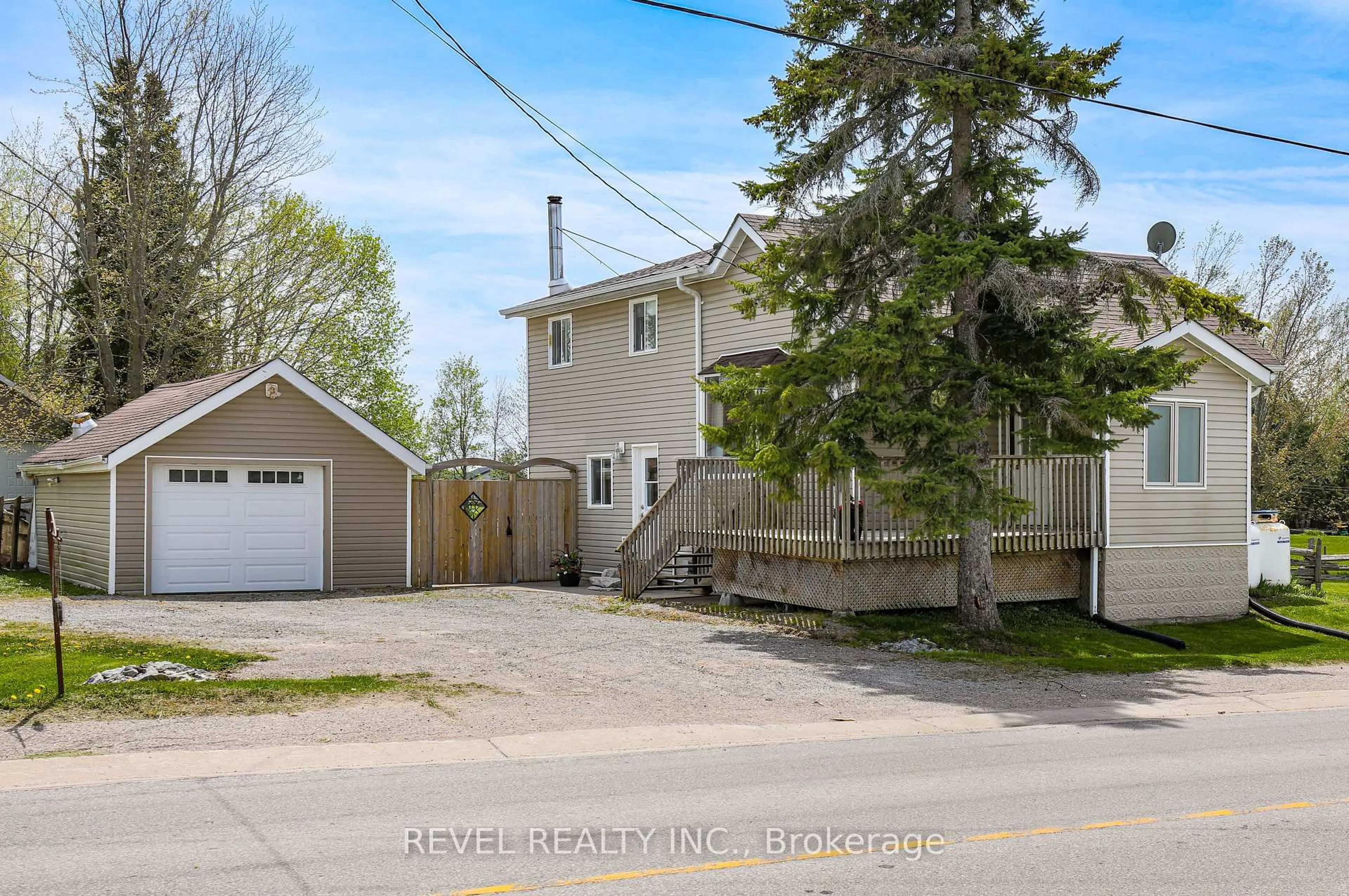 A pic from outside/outdoor area/front of a property/back of a property/a pic from drone, street for 181 King St, Kawartha Lakes Ontario K0M 2T0