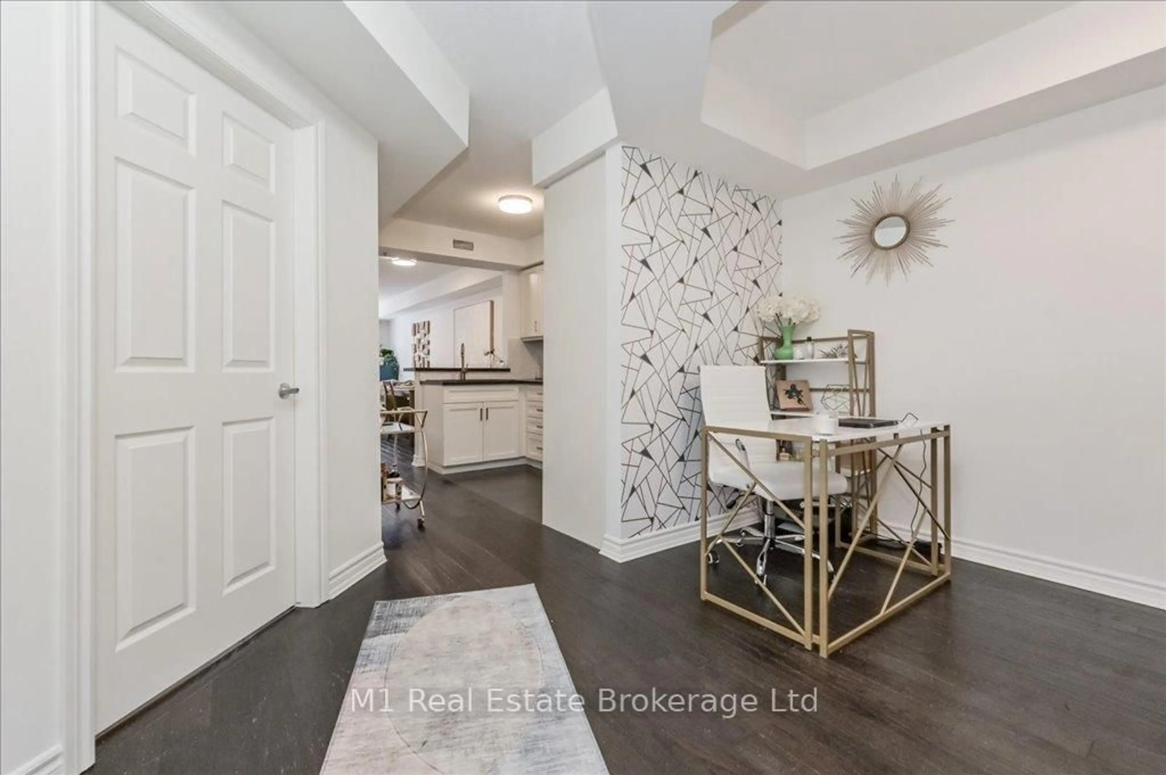 Indoor entryway for 245 Scotland St #214, Centre Wellington Ontario N1M 0B5