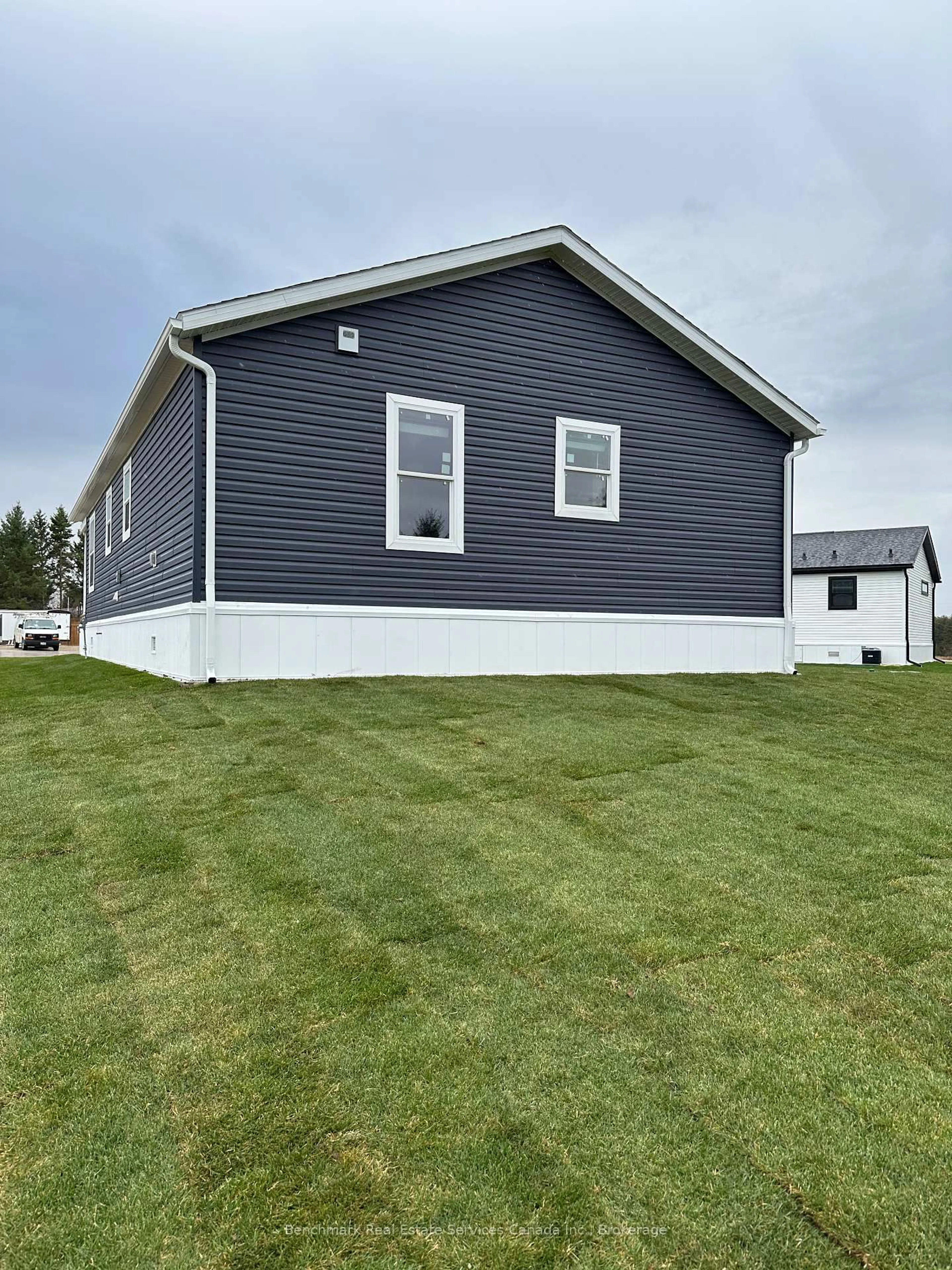 Home with vinyl exterior material, building for 210 Spruce Dr, West Grey Ontario N4N 3B8