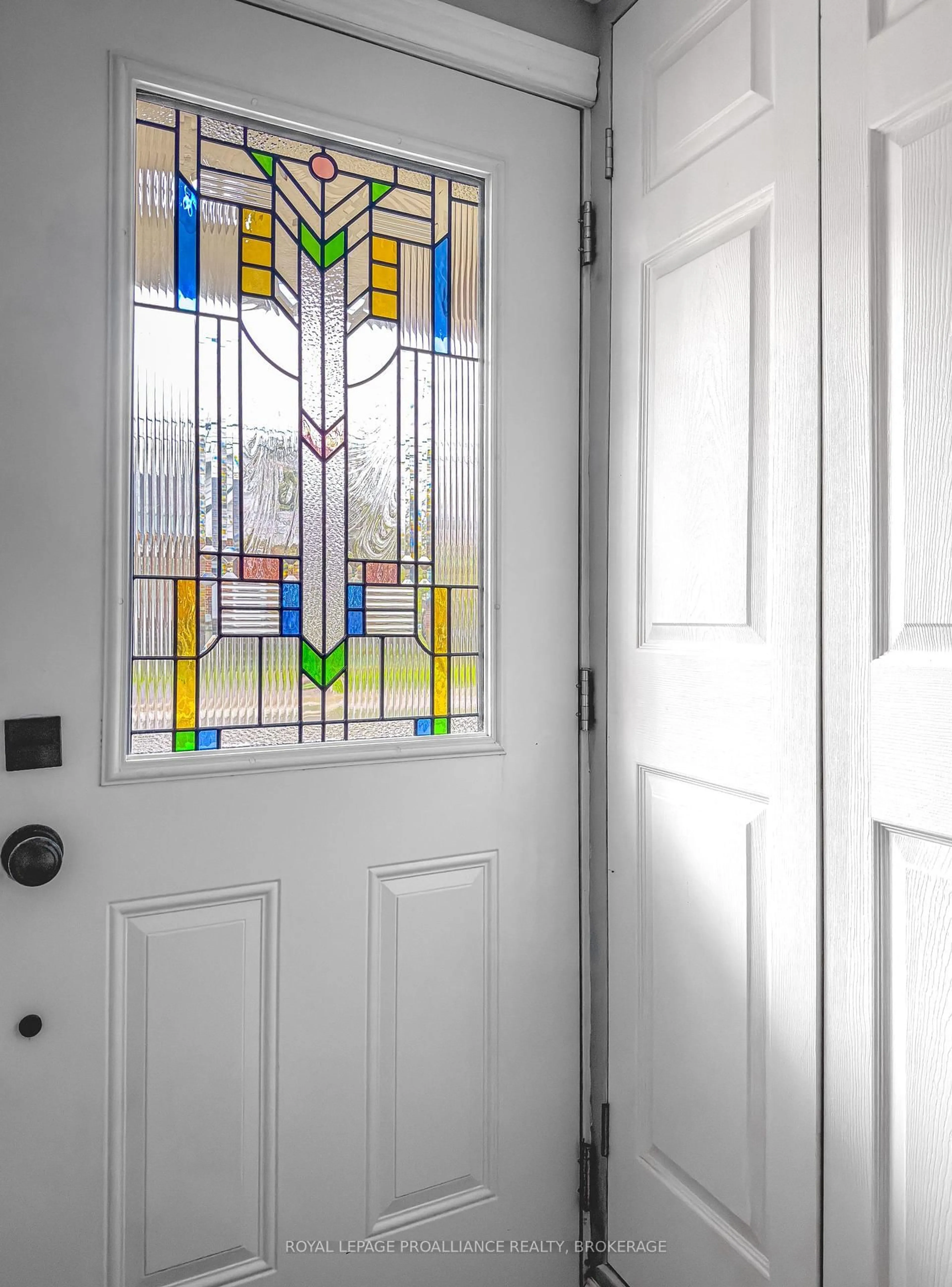 Indoor entryway for 390 Division St, Kingston Ontario K7K 4A7