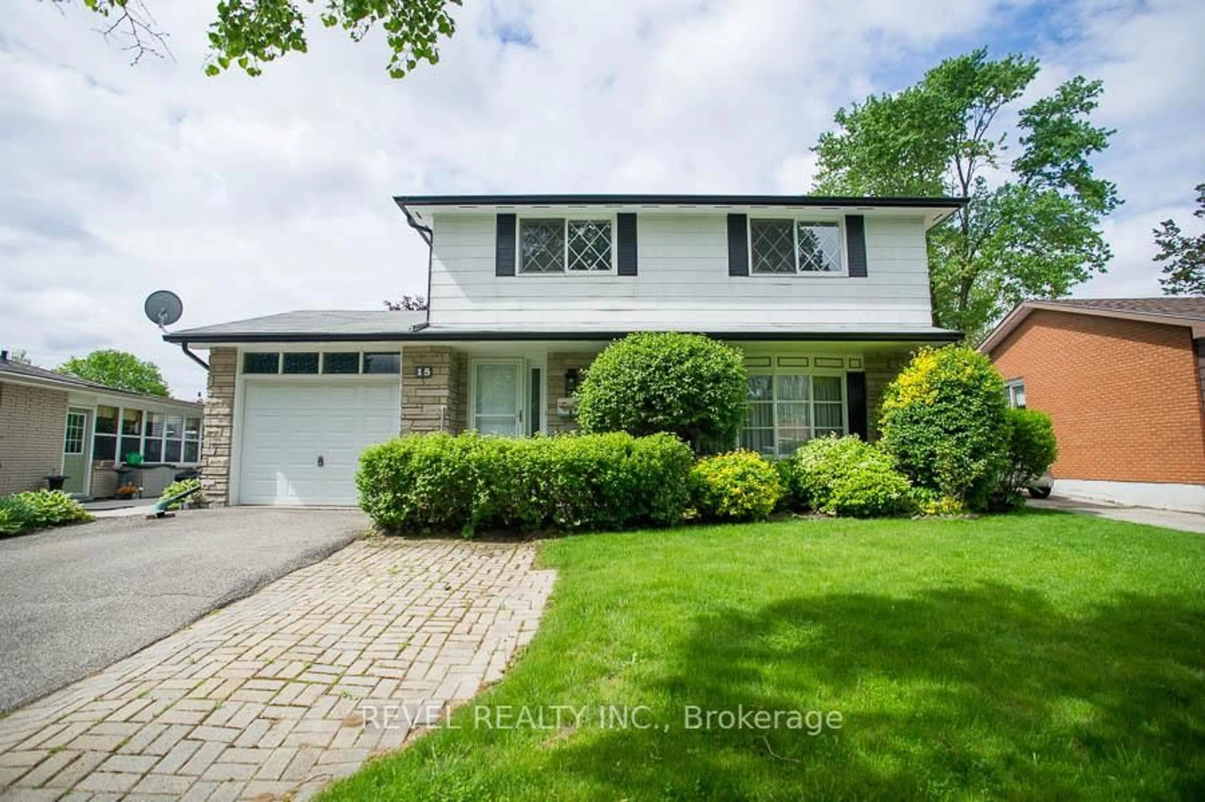 Unknown for 15 Sprucehill Dr, Brantford Ontario N3R 3R7