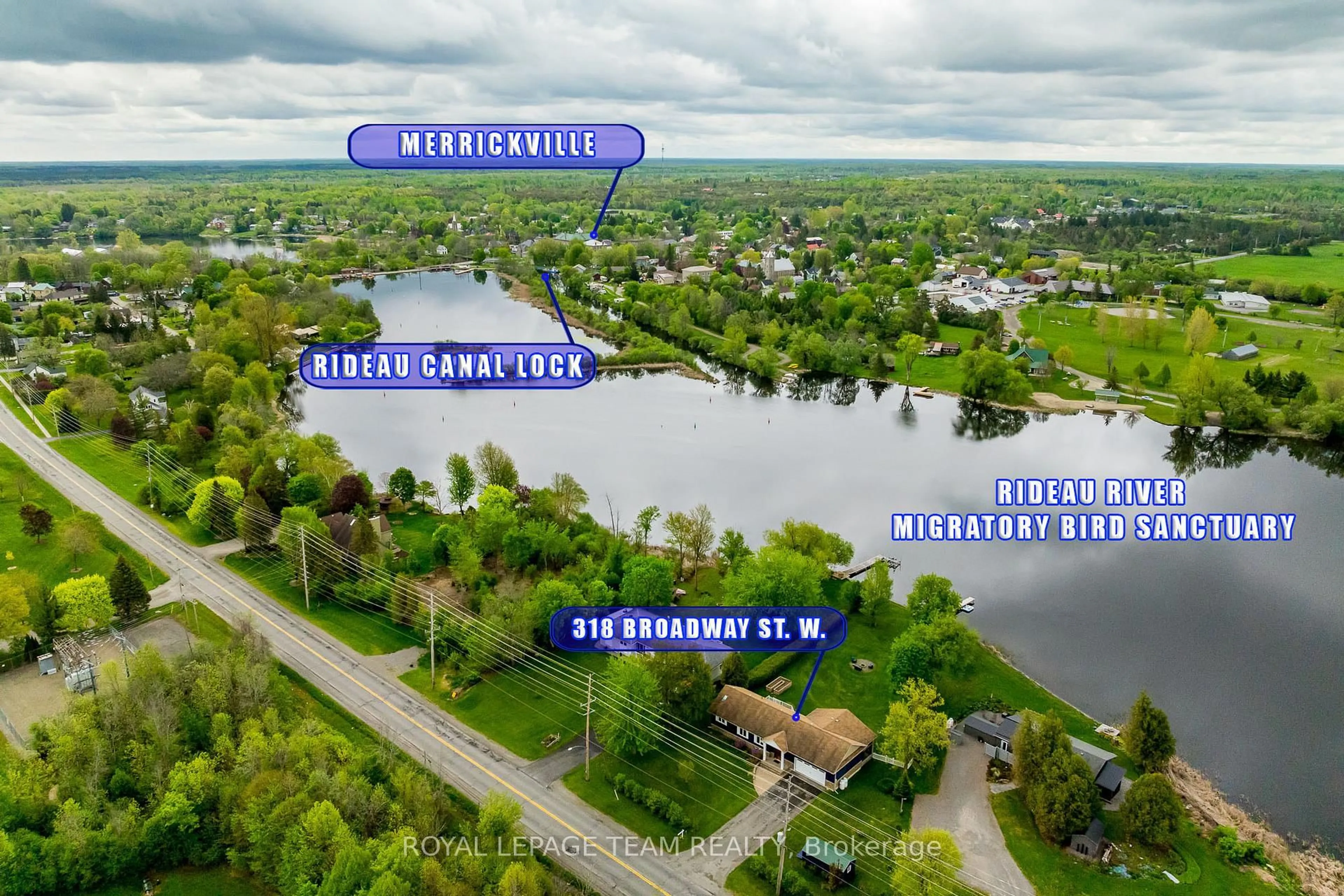 A pic from outside/outdoor area/front of a property/back of a property/a pic from drone, water/lake/river/ocean view for 318 Broadway St, Merrickville-Wolford Ontario K0G 1N0