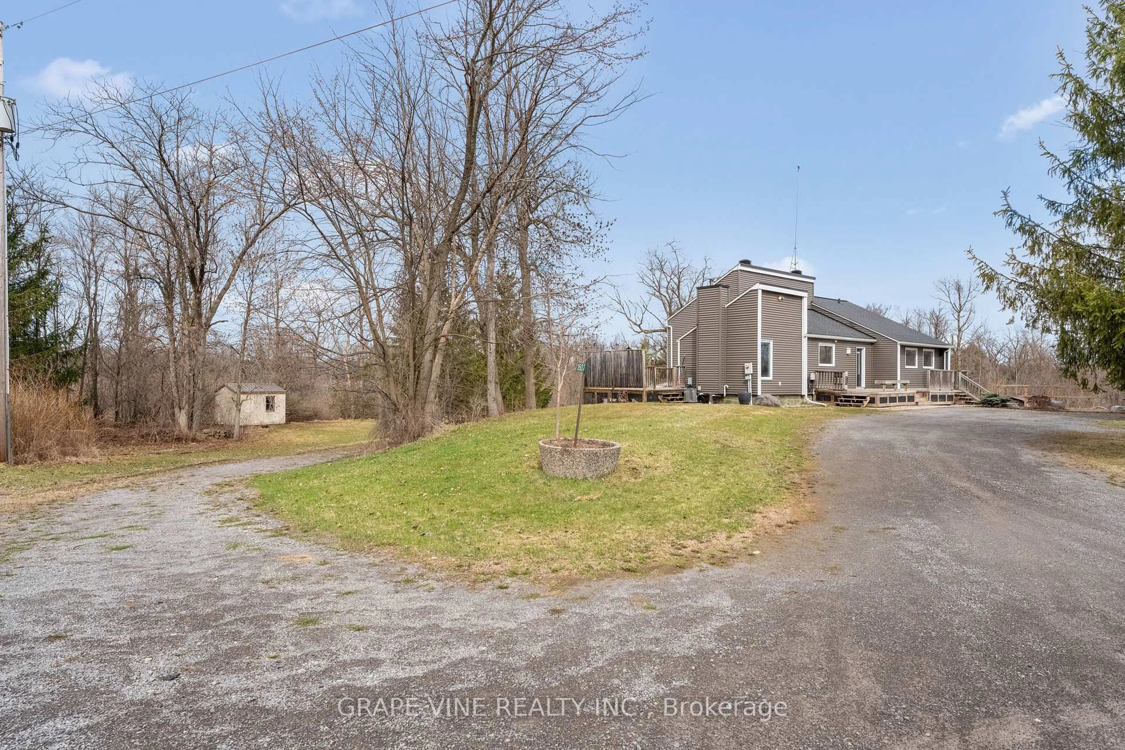 A pic from outside/outdoor area/front of a property/back of a property/a pic from drone, unknown for 1507 Century Rd, Kars Ontario K0A 2E0