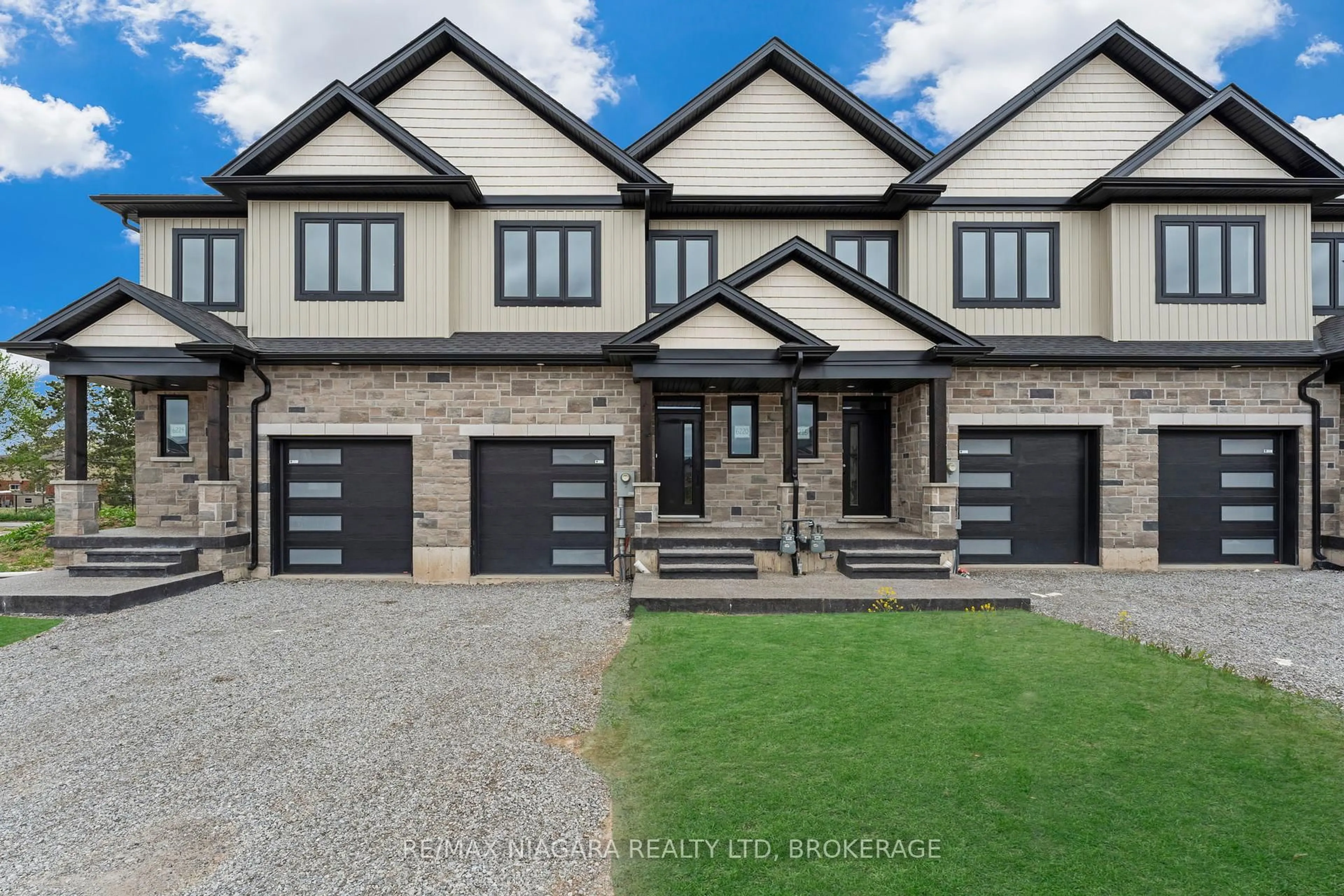 Home with brick exterior material, street for 6220 Curlin Cres, Niagara Falls Ontario L2H 0B8