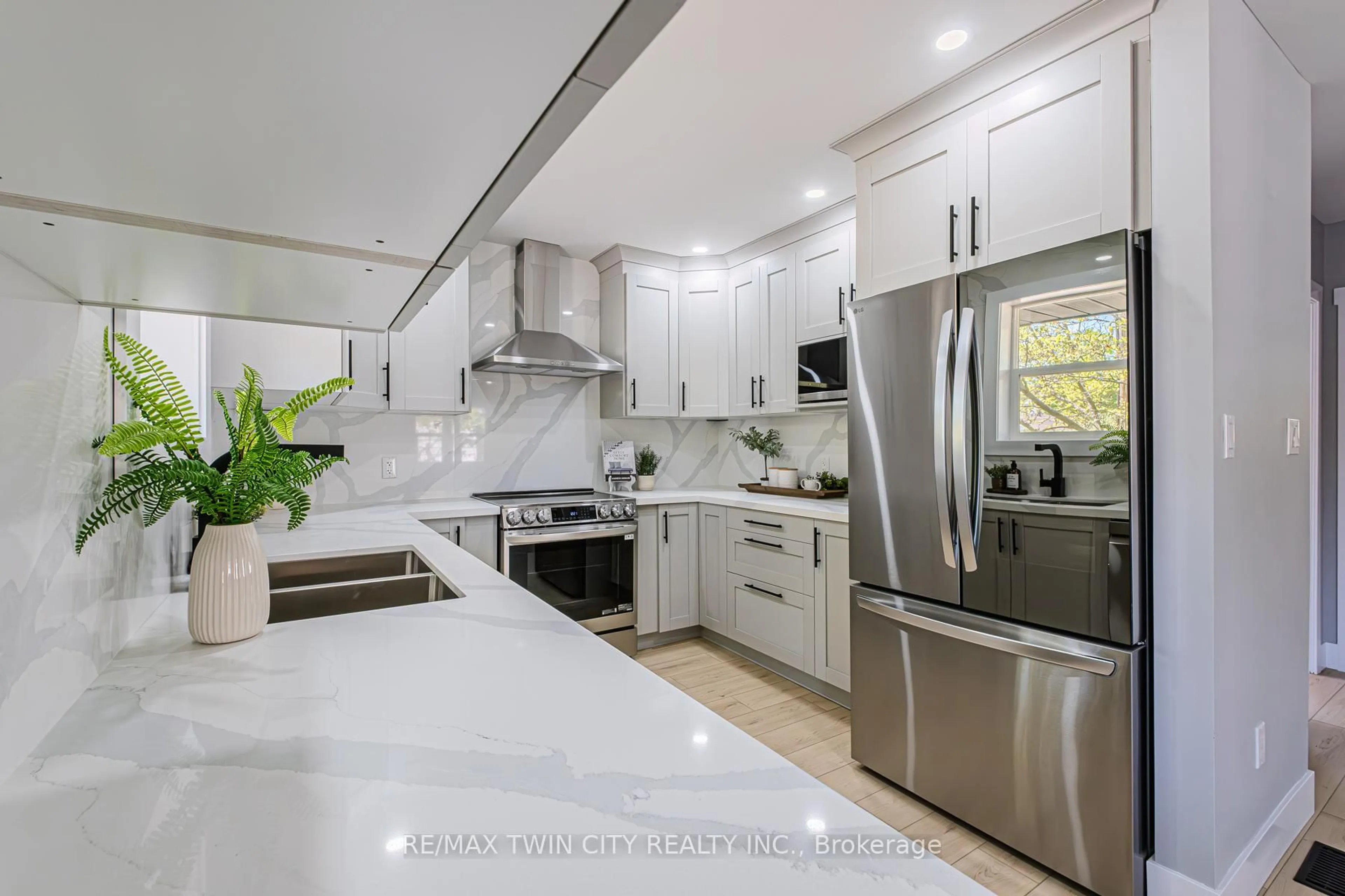 Contemporary kitchen, ceramic/tile floor for 177 Ontario St, Brantford Ontario N3S 2C7