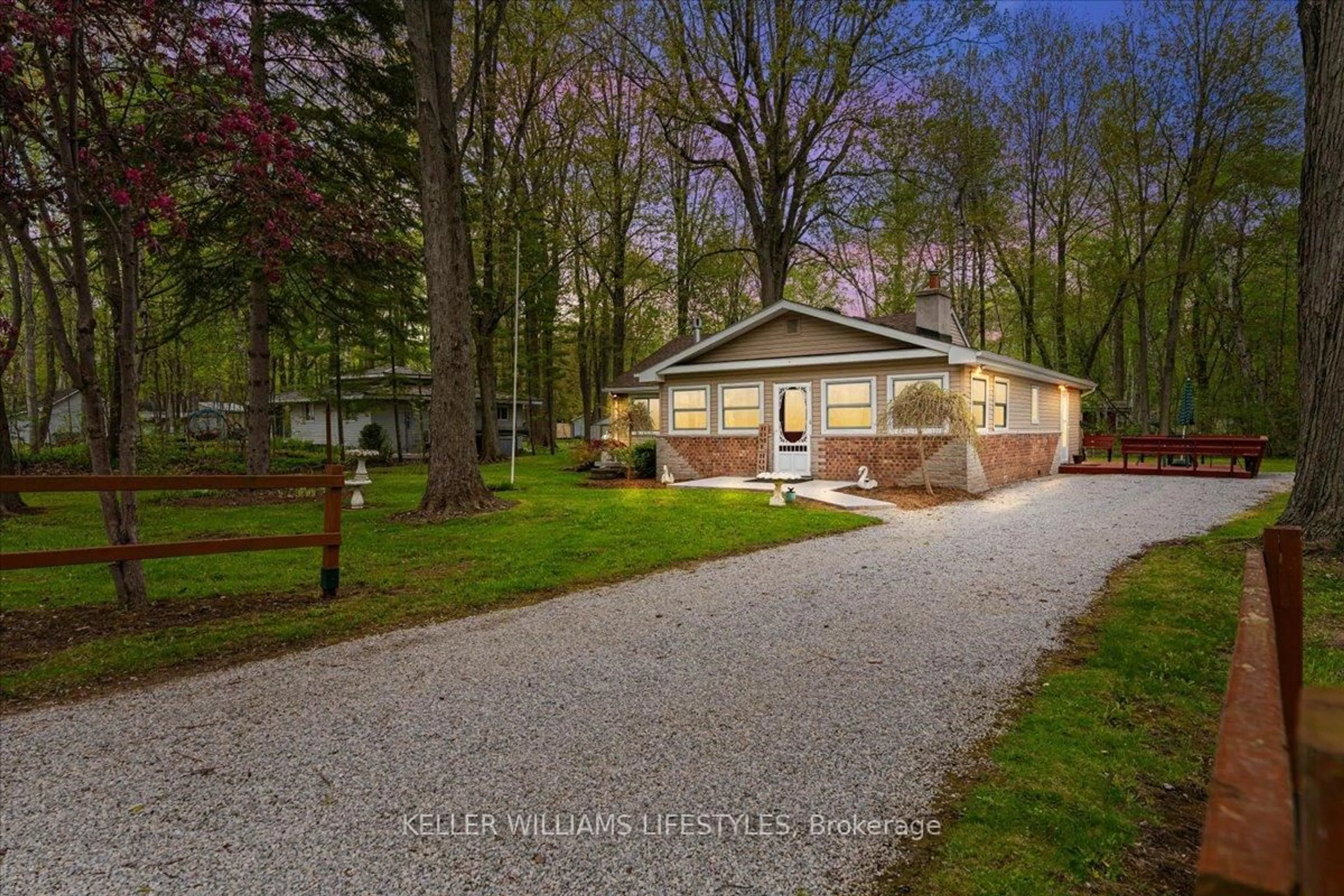 A pic from outside/outdoor area/front of a property/back of a property/a pic from drone, street for 6085 DANBEA Lane, Lambton Shores Ontario N0N 1J1