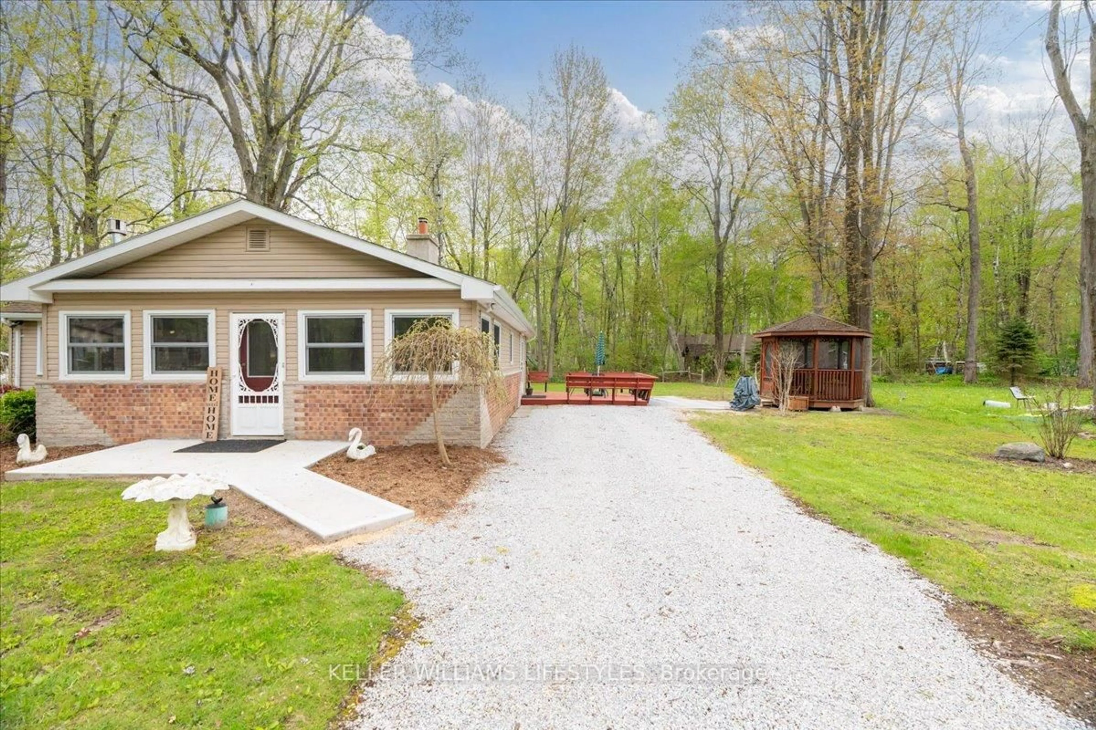 Patio, water/lake/river/ocean view for 6085 DANBEA Lane, Lambton Shores Ontario N0N 1J1