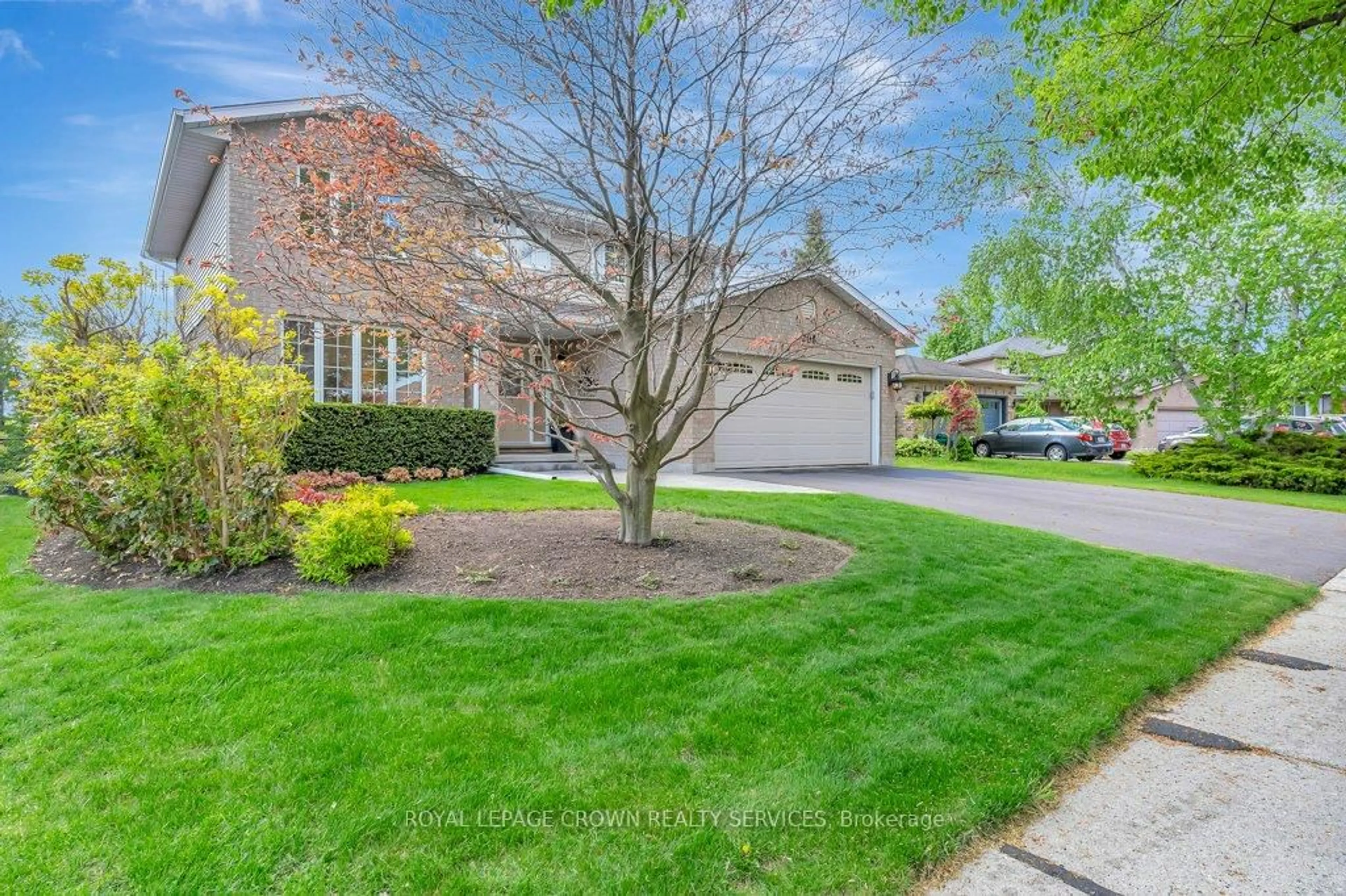 Unknown for 208 Michener Cres, Kitchener Ontario N2A 3V7