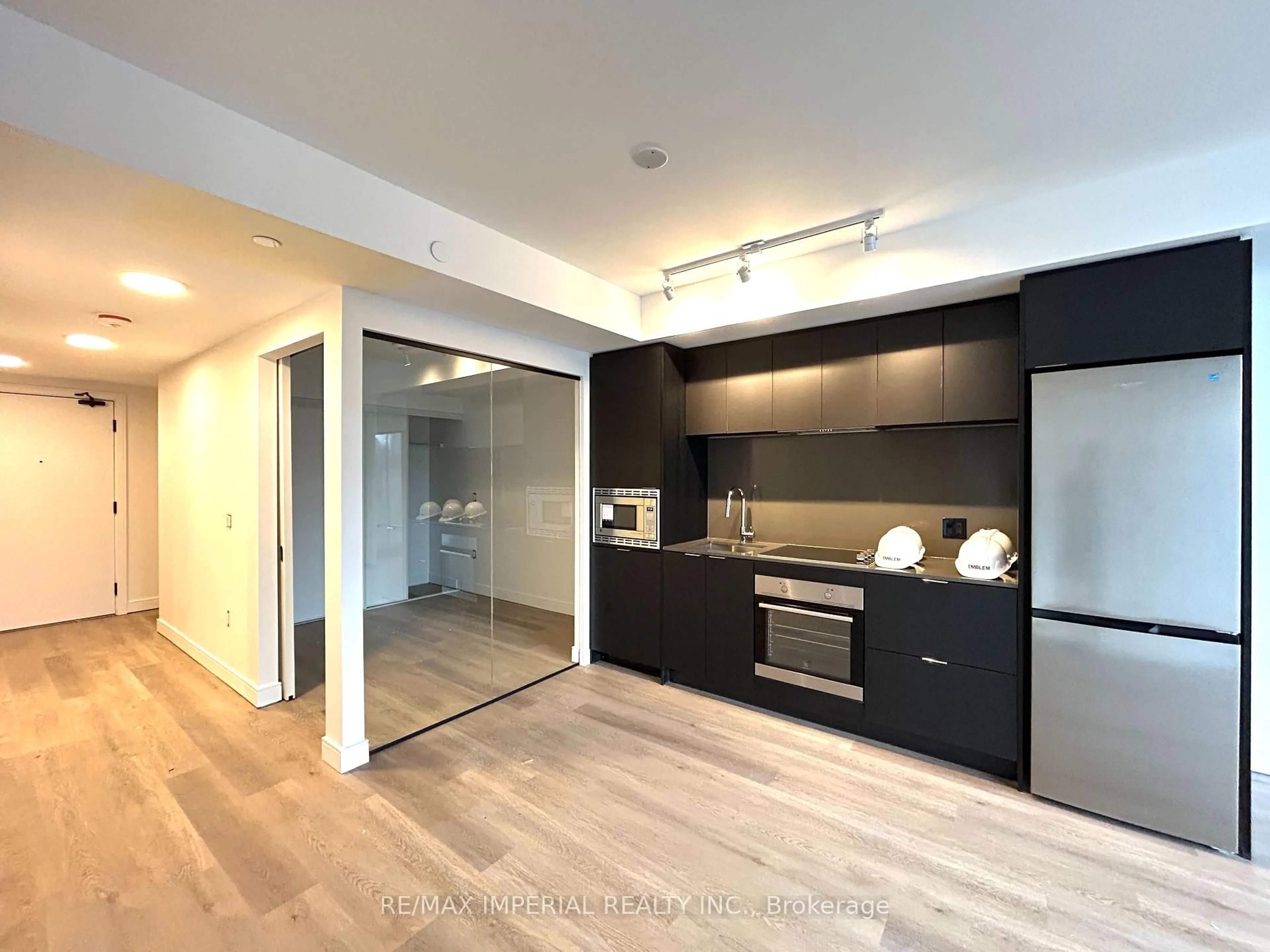 Unknown for 1 Jarvis St #906, Hamilton Ontario L8R 3J2