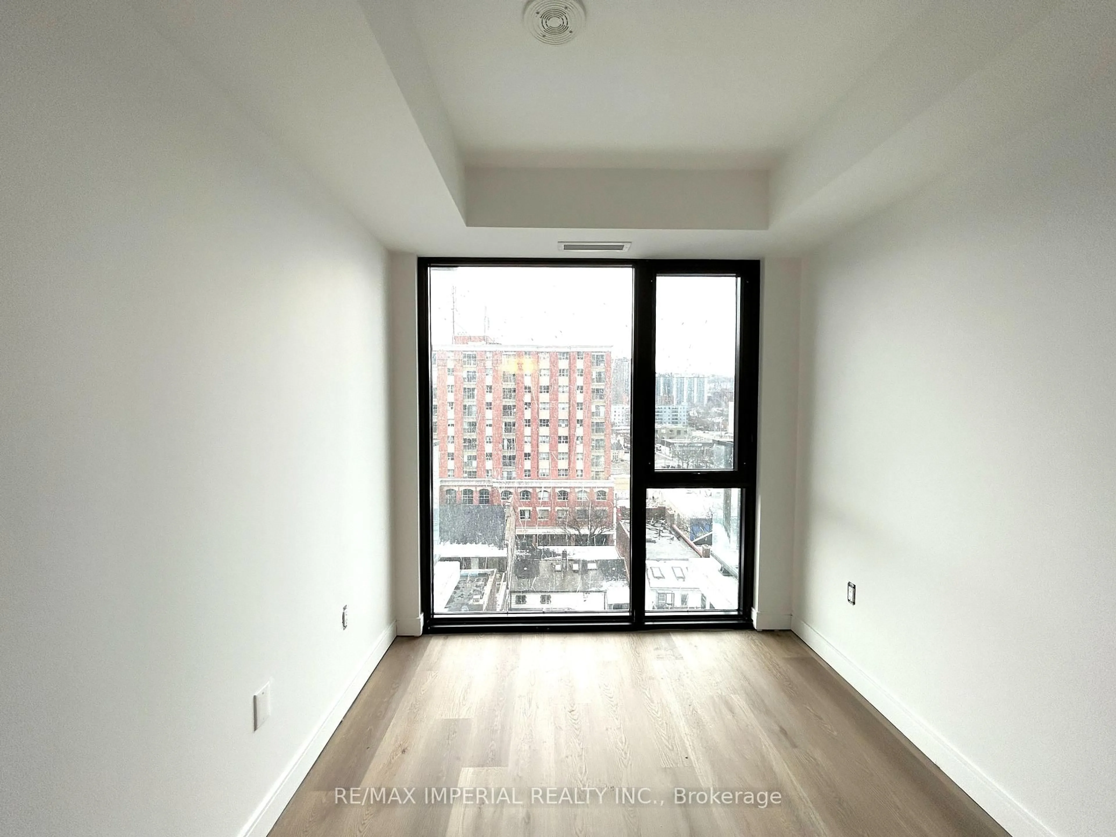 A pic of a room for 1 Jarvis St #906, Hamilton Ontario L8R 3J2