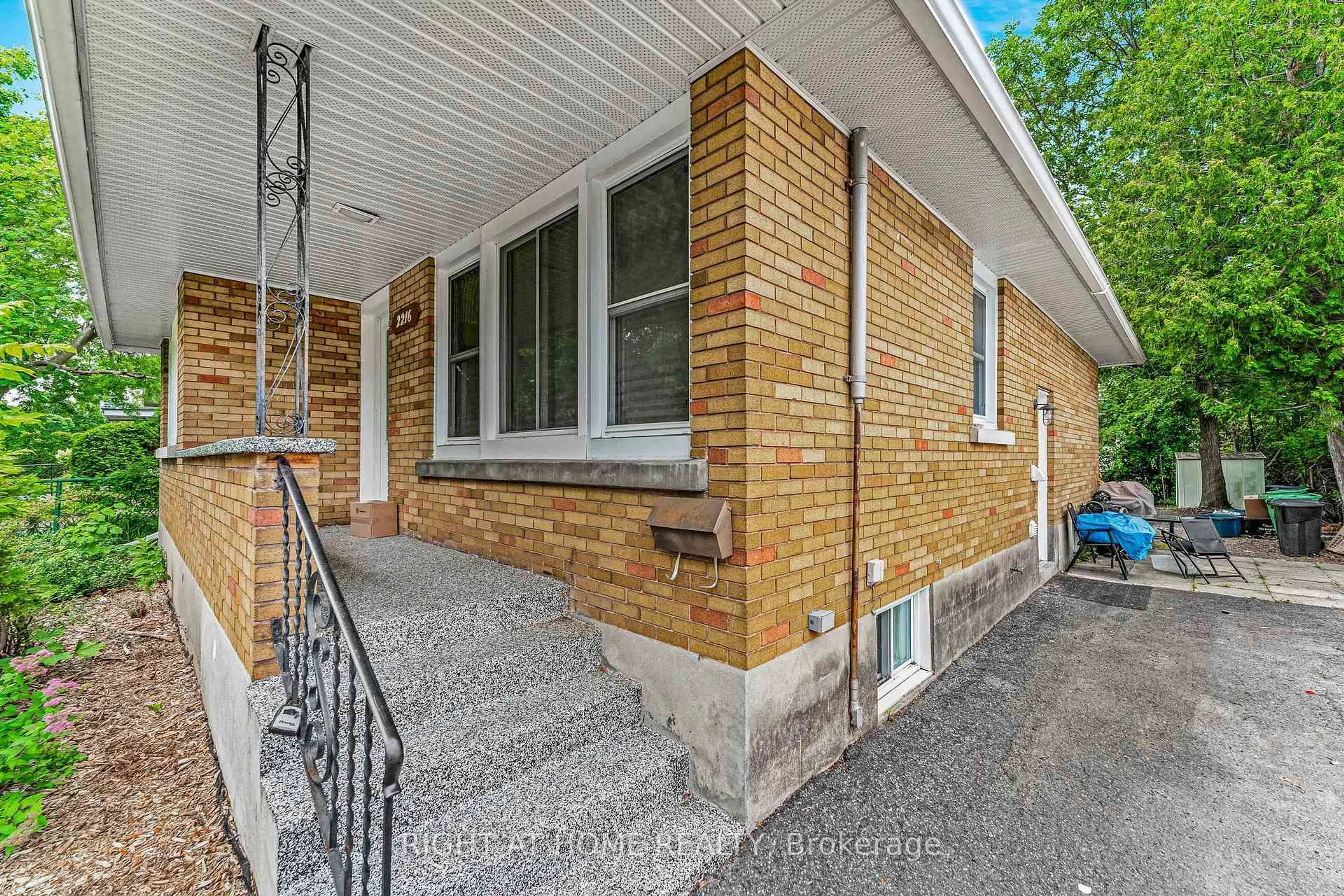 Home with brick exterior material, street for 2216 Prospect Ave, Ottawa Ontario K1H 7G3