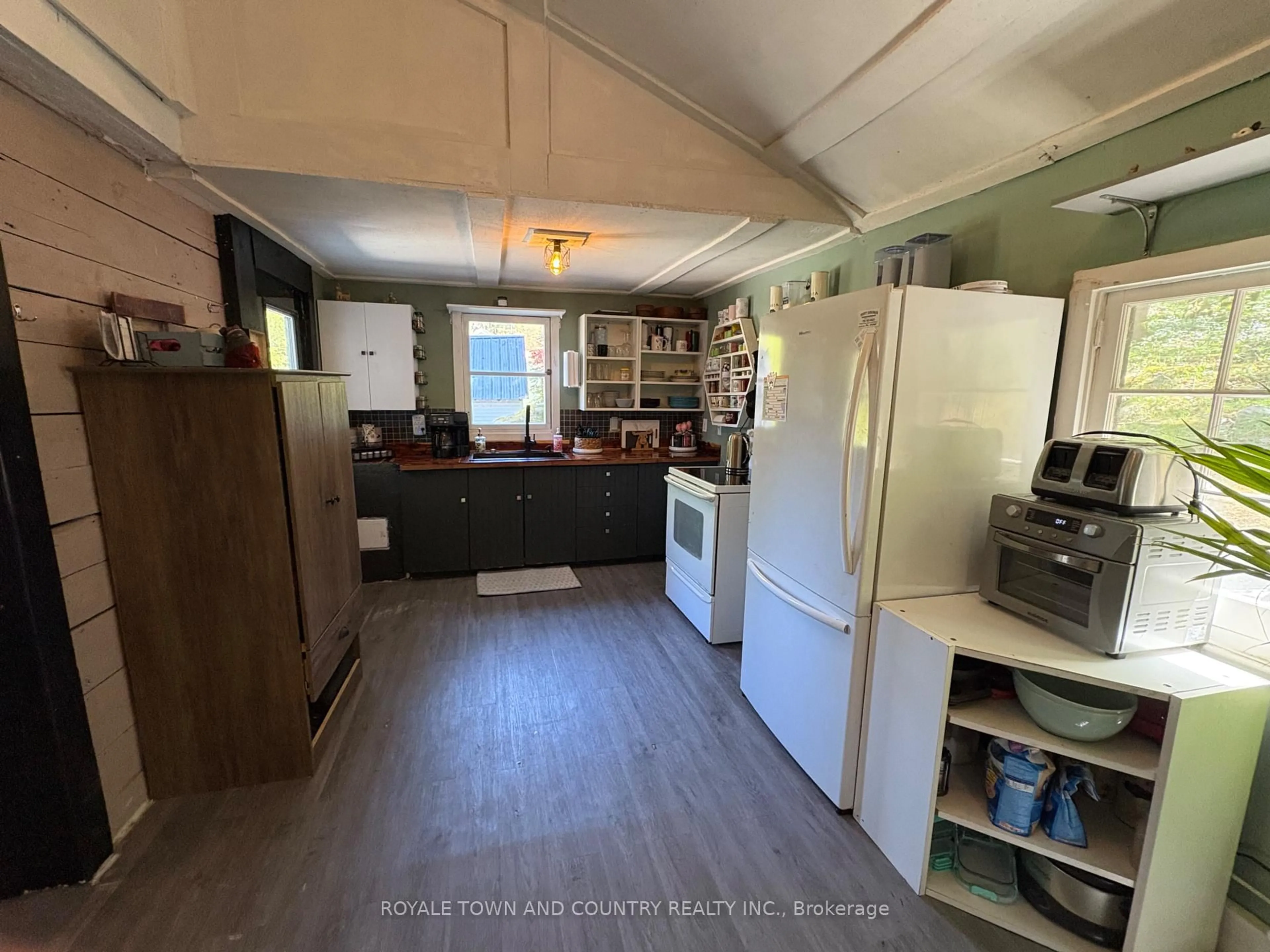 Unknown for 2094 592 Highway, Perry Ontario P0A 1J0