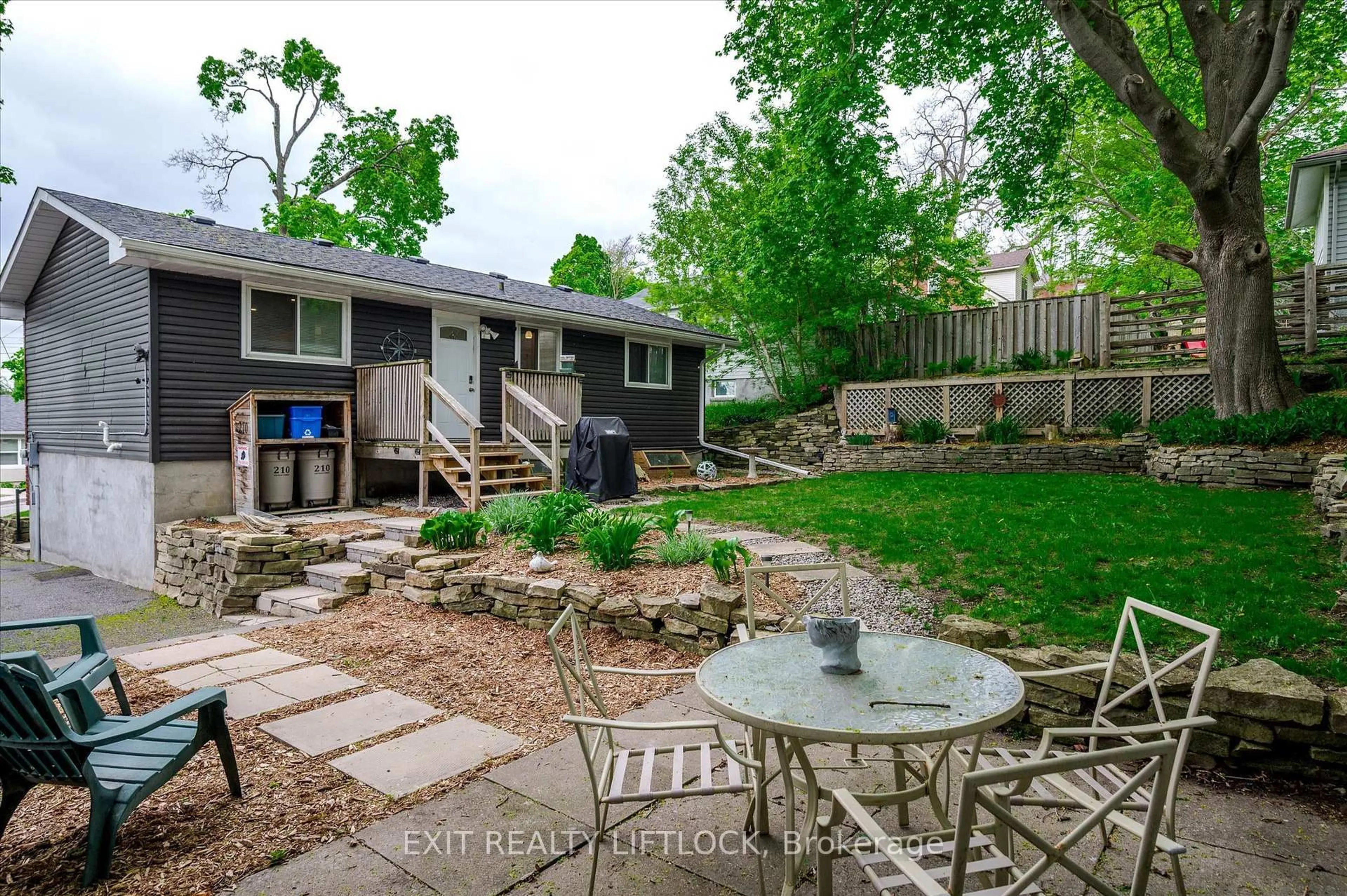 Patio, street for 210 Antrim St, Peterborough Central Ontario K9H 3G4