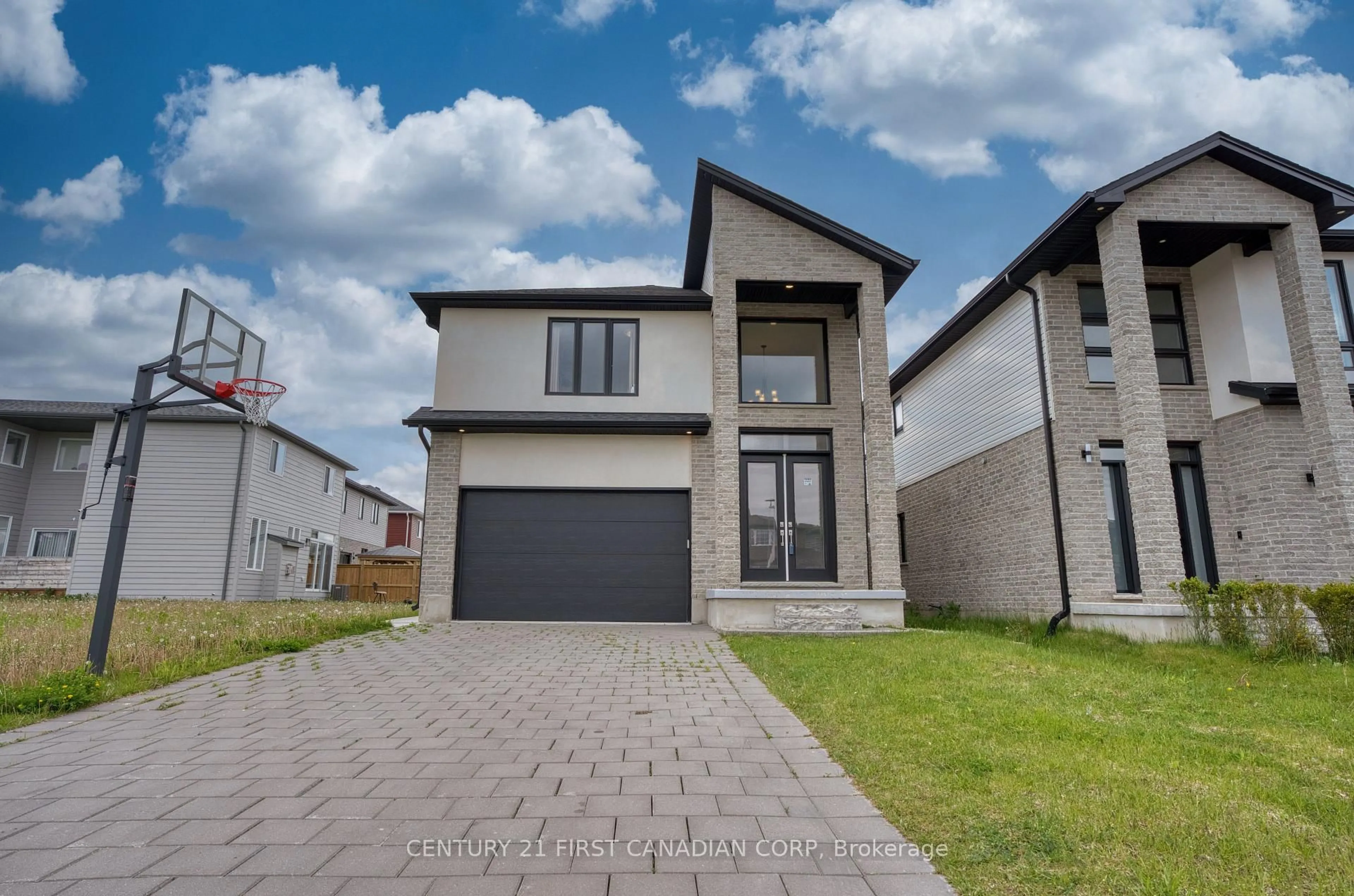 Unknown for 1285 Sandbar St, London North Ontario N6G 0Y3
