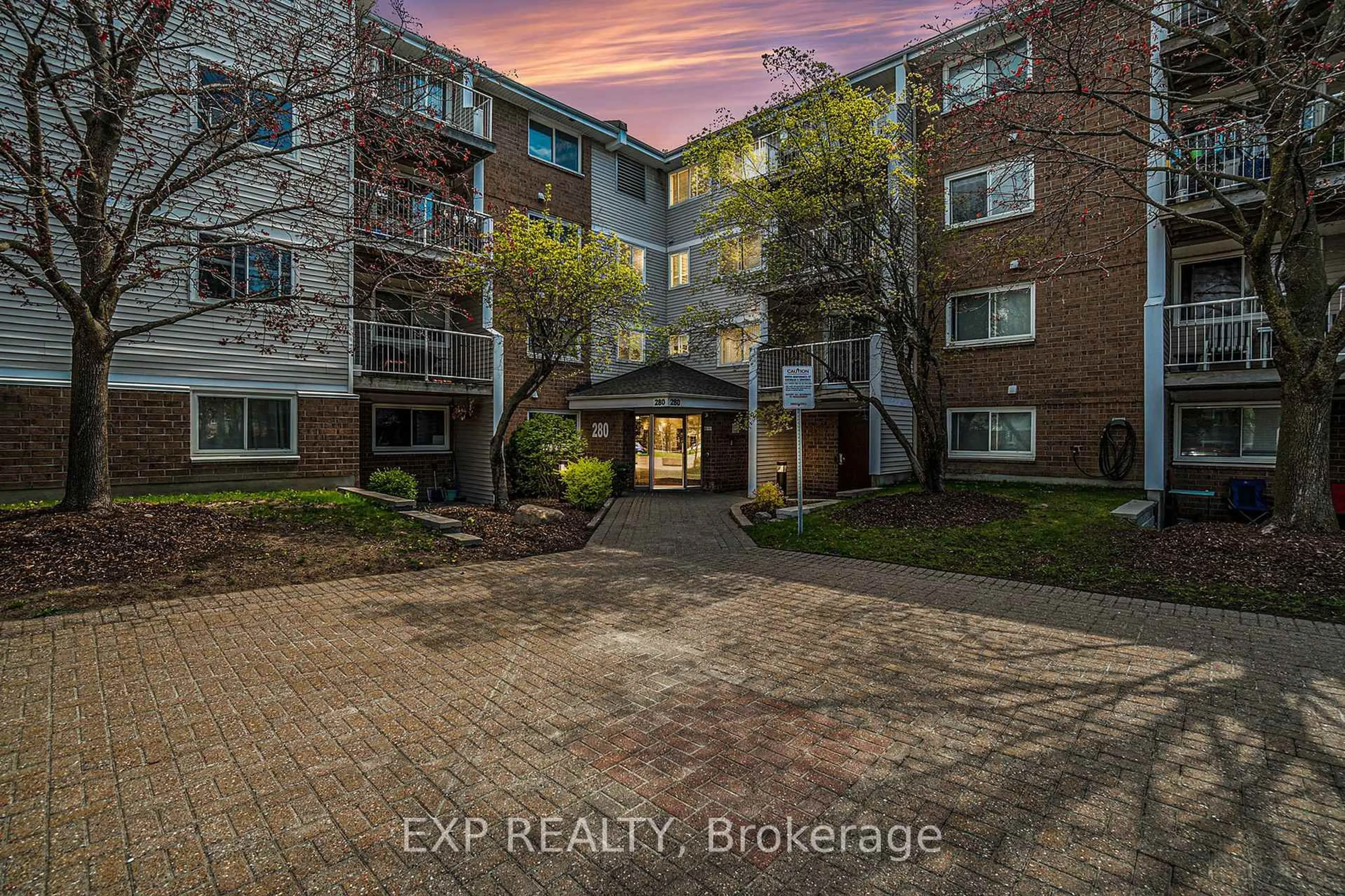 Unknown for 280 Brittany Dr #210, Ottawa Ontario K1K 4M4