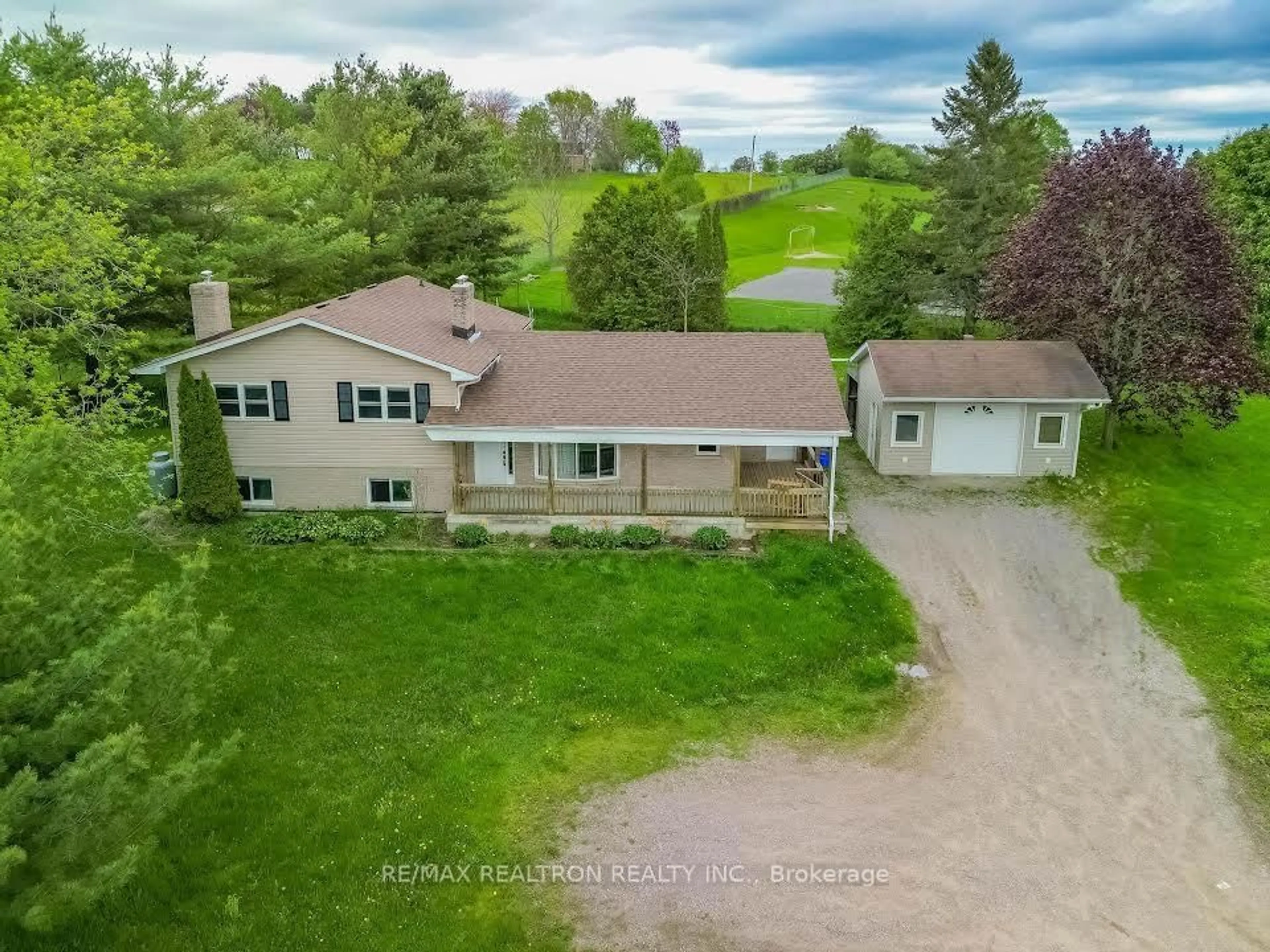 A pic from outside/outdoor area/front of a property/back of a property/a pic from drone, unknown for 10899 Country Rd 2 Rd, Alnwick/Haldimand Ontario K0K 2G0