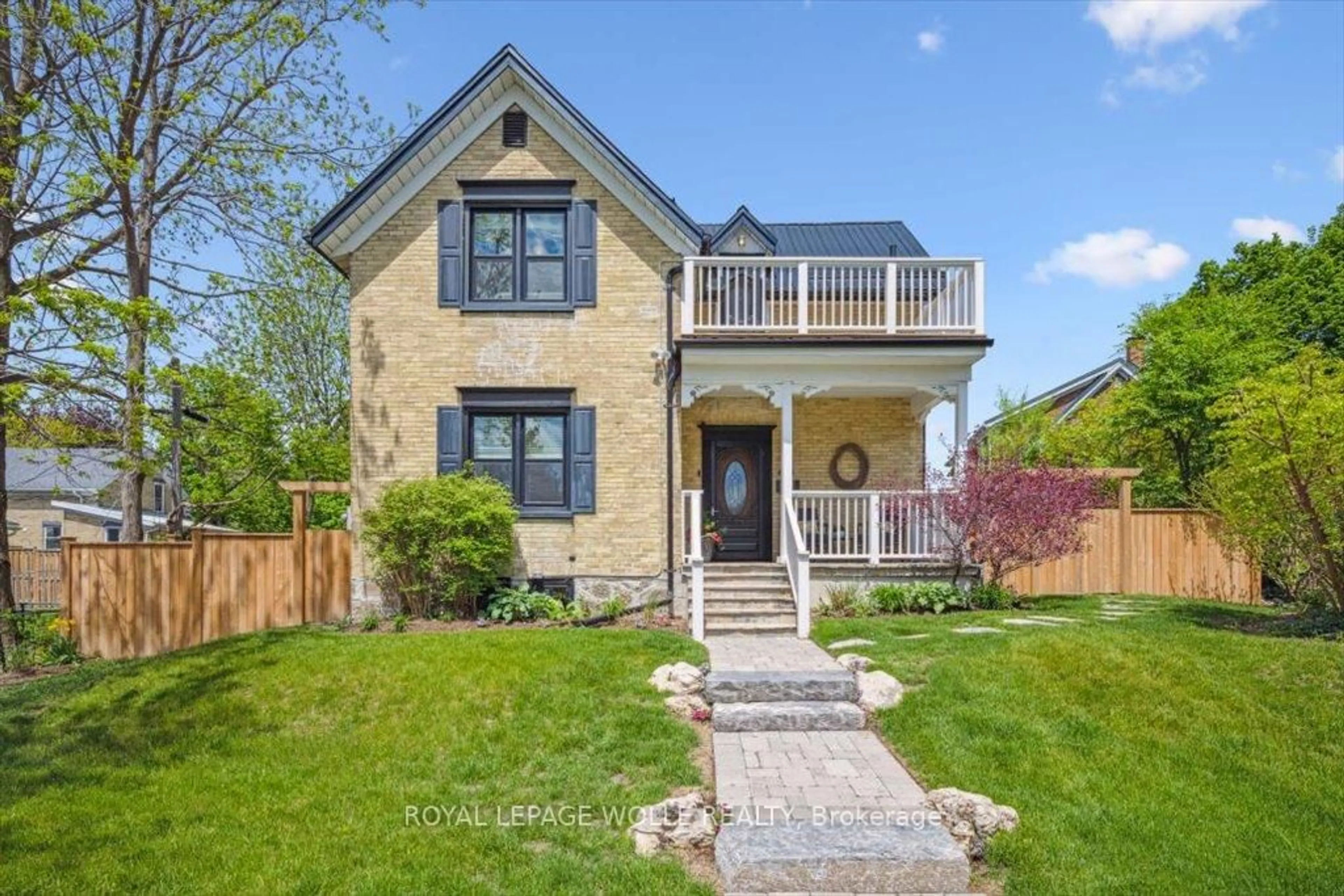Home with brick exterior material, street for 110 Wilhelm St, Kitchener Ontario N2H 5S4