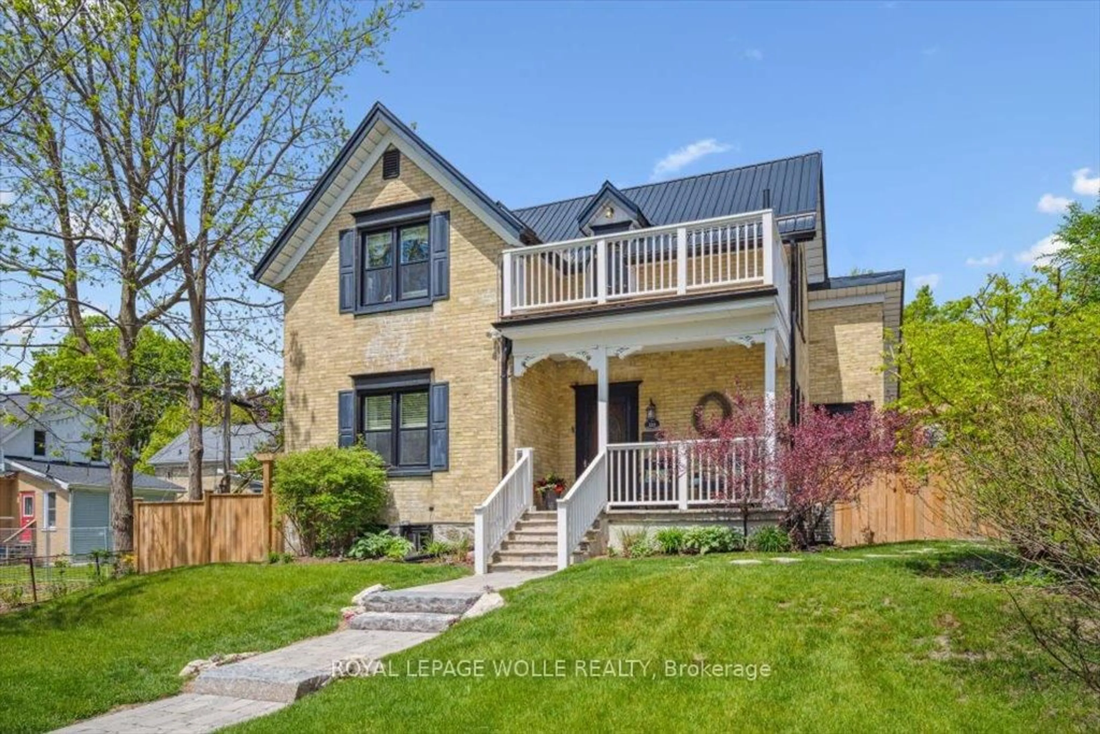 Home with brick exterior material, street for 110 Wilhelm St, Kitchener Ontario N2H 5S4