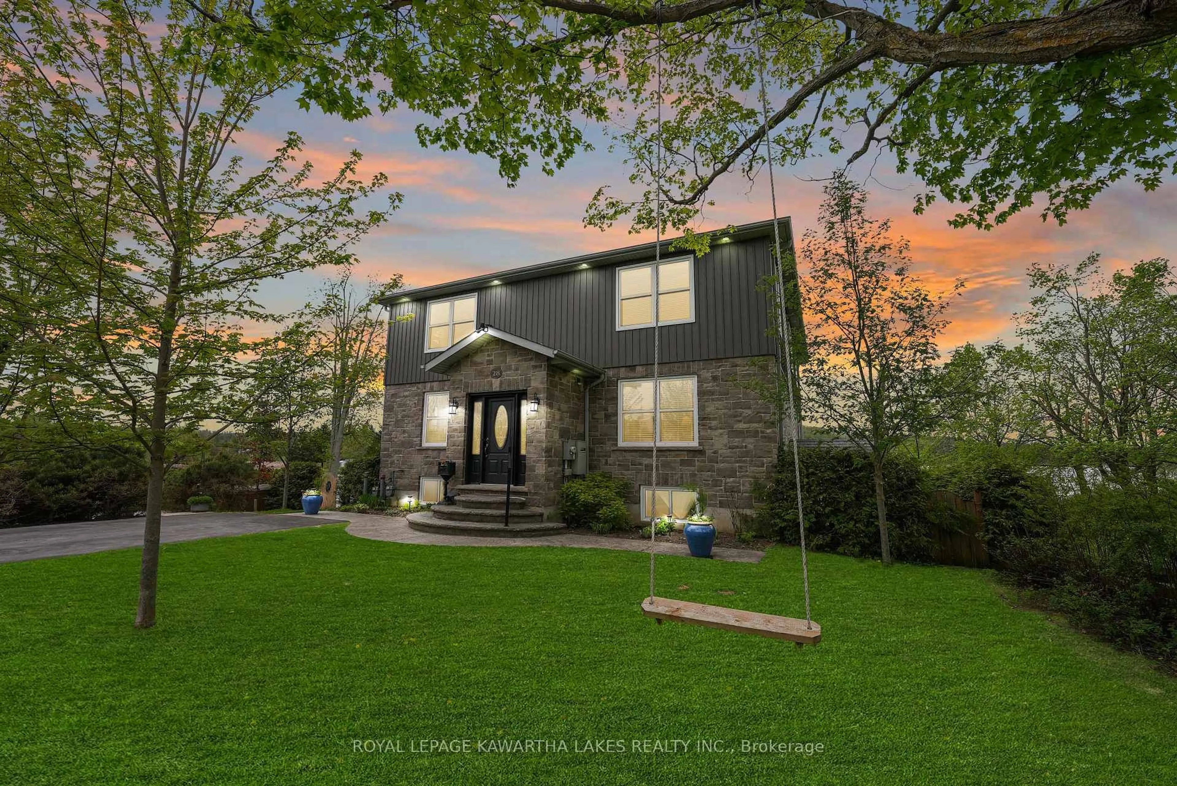 Unknown for 28 Rutland St, Kawartha Lakes Ontario K0L 2W0