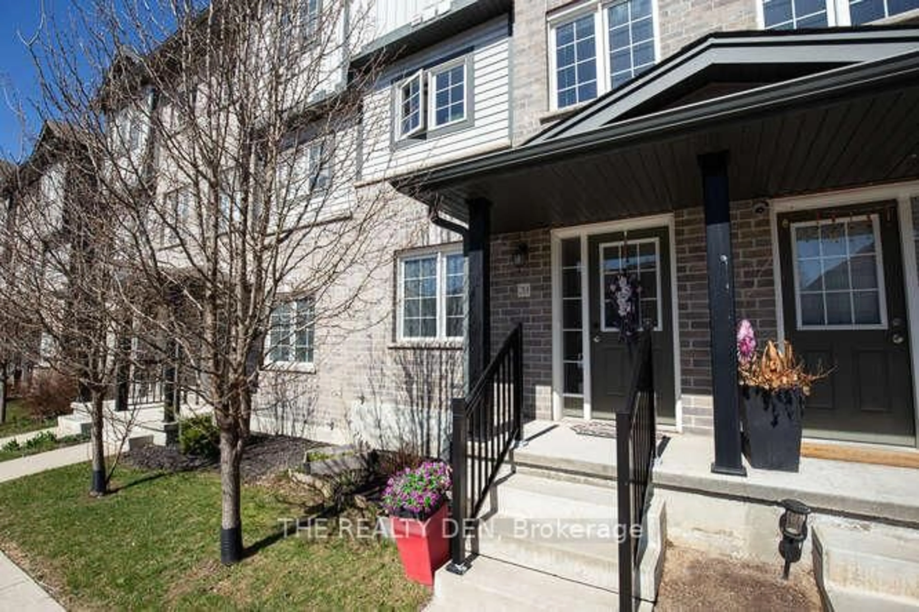 Unknown for 350 Dundas St #20, Cambridge Ontario N1R 5S2