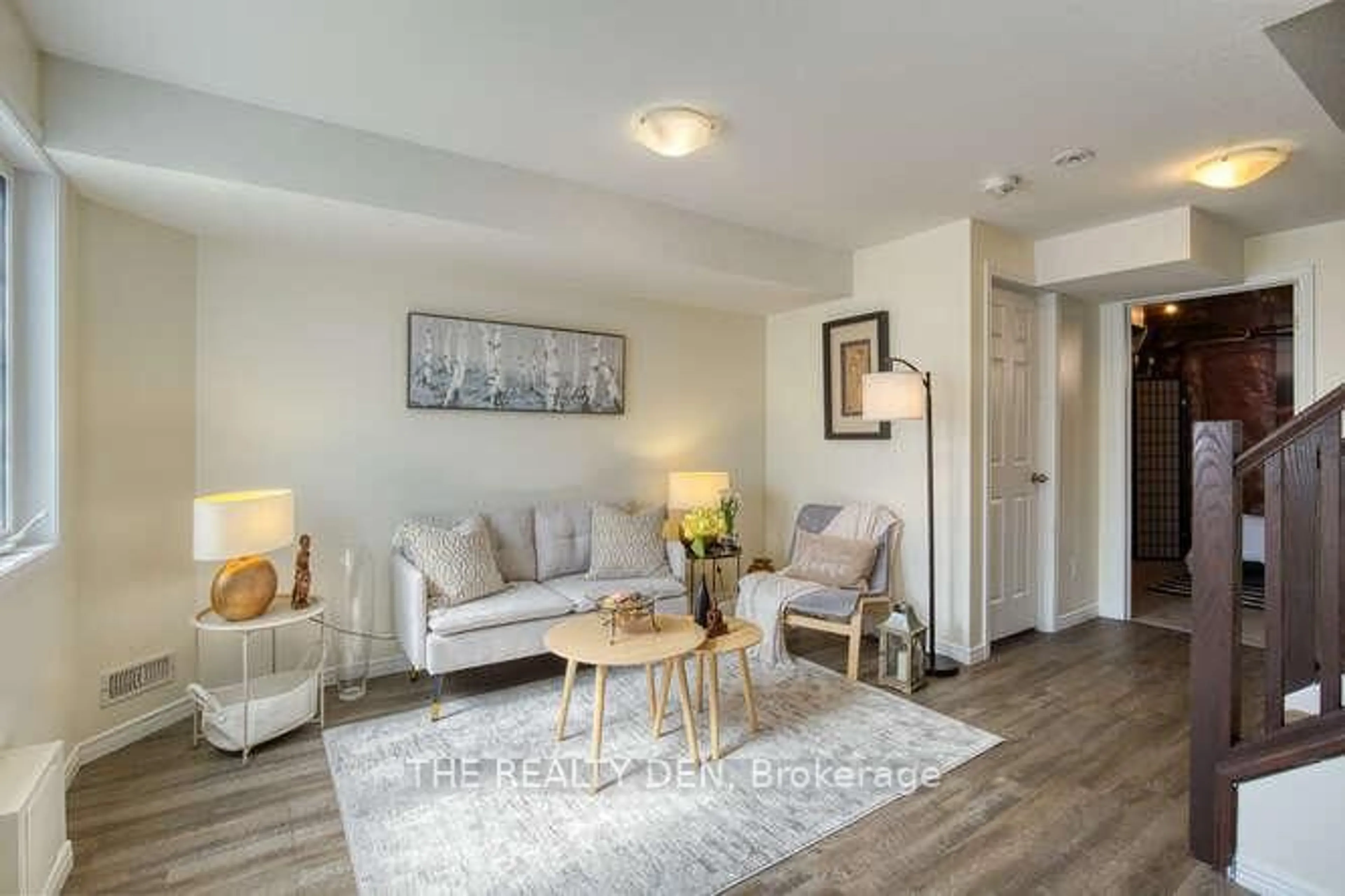 Living room with furniture, wood/laminate floor for 350 Dundas St #20, Cambridge Ontario N1R 5S2