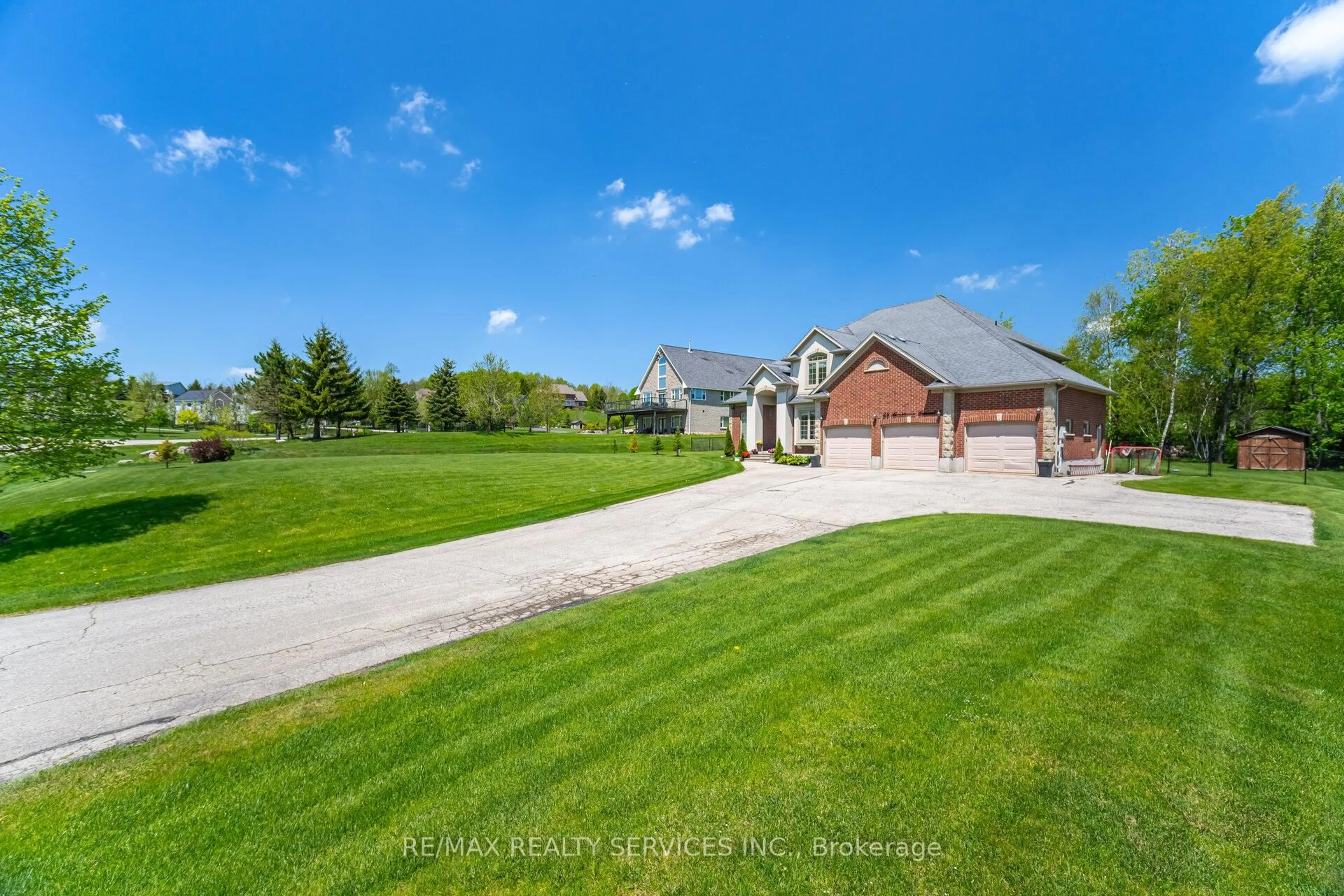 A pic from outside/outdoor area/front of a property/back of a property/a pic from drone, street for 24 Brookhaven Cres, East Garafraxa Ontario L9W 7L9