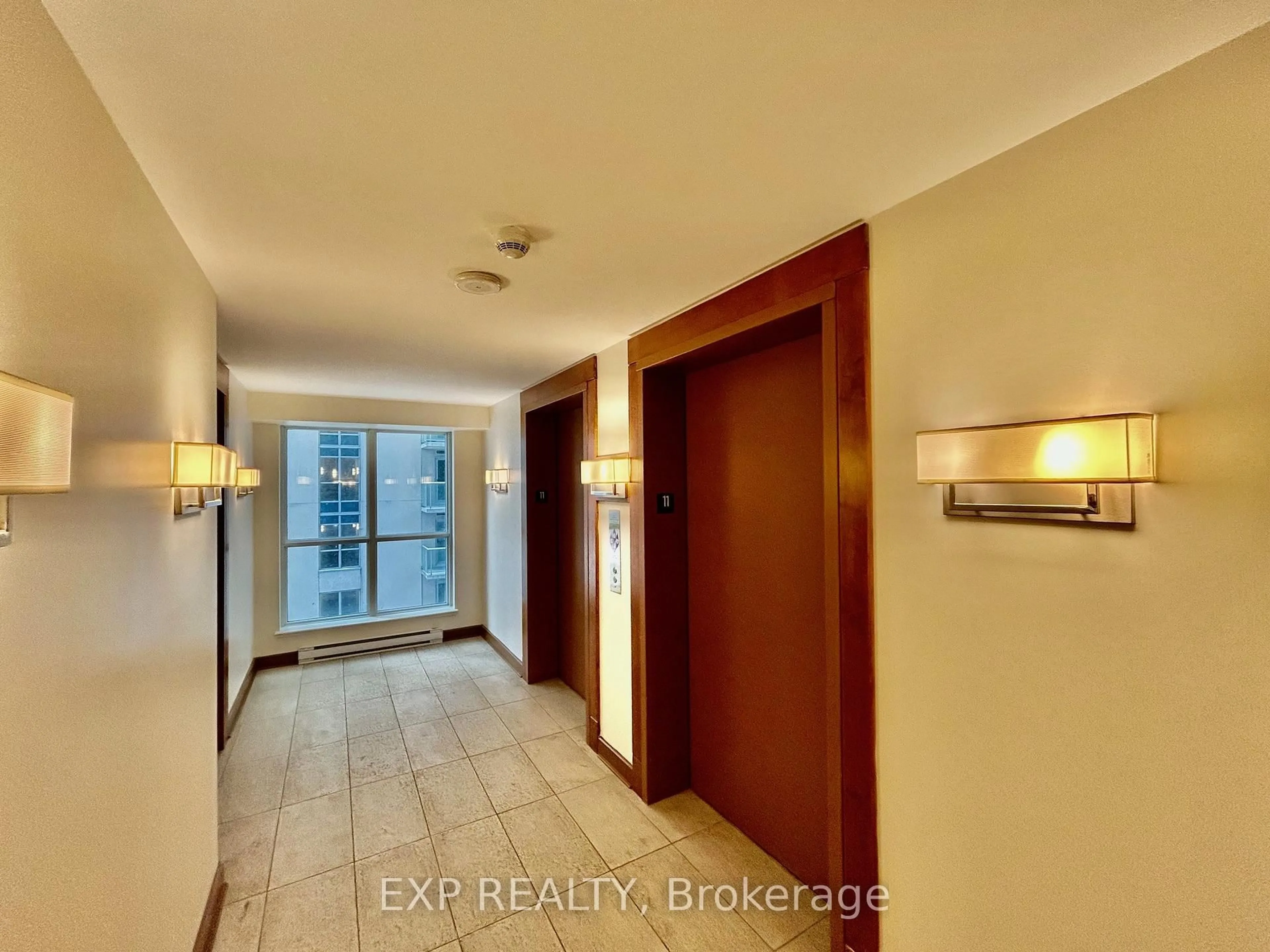 Unknown for 195 Besserer St #1104, Ottawa Ontario K1N 0B6