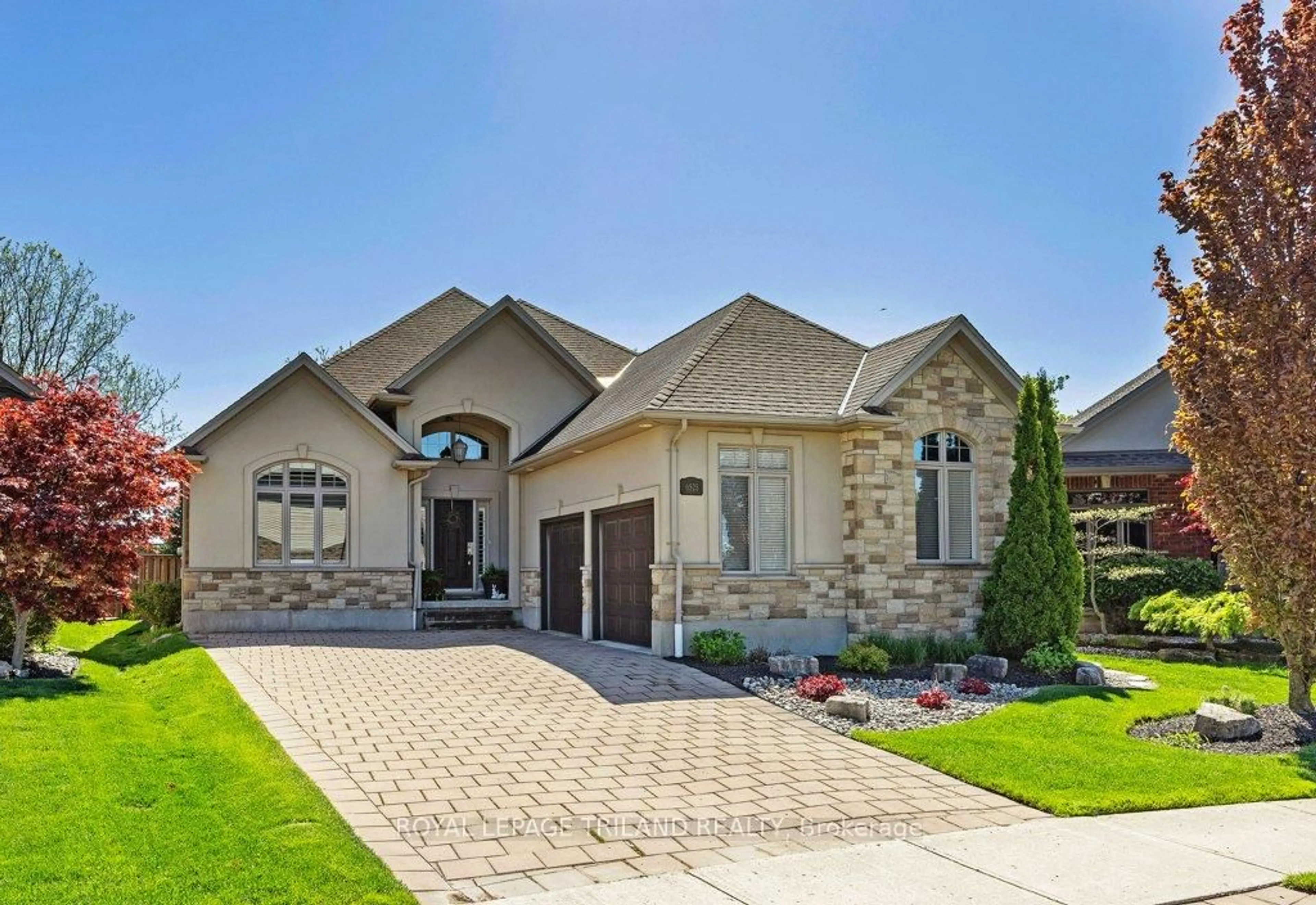 Home with brick exterior material, street for 6525 Upper Canada Crossing, London South Ontario N6P 0B9