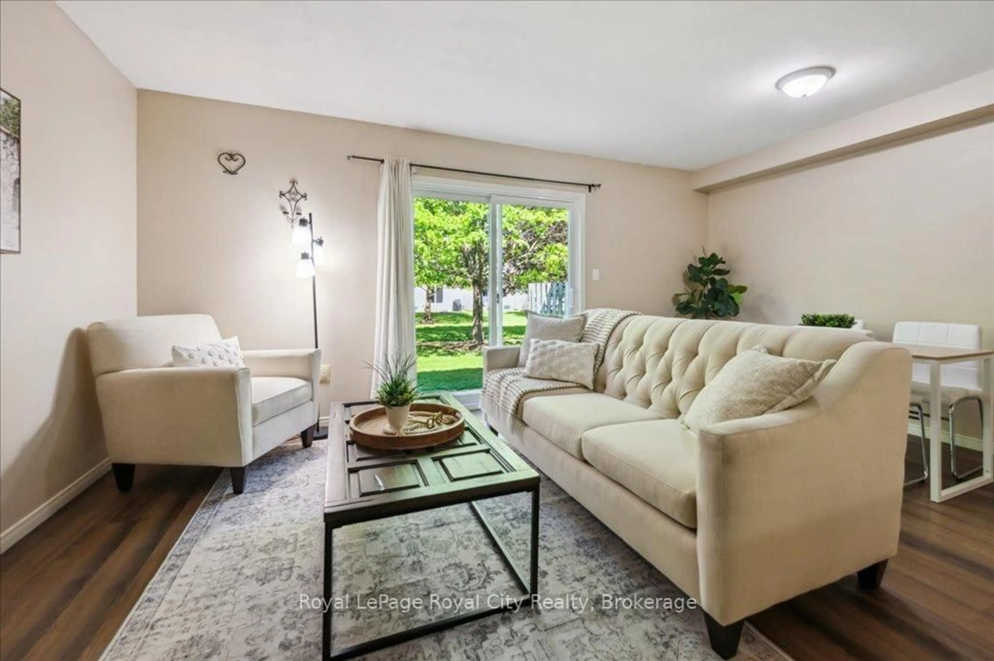 Living room with furniture, unknown for 69 Roehampton Cres, Guelph Ontario N1L 1M8