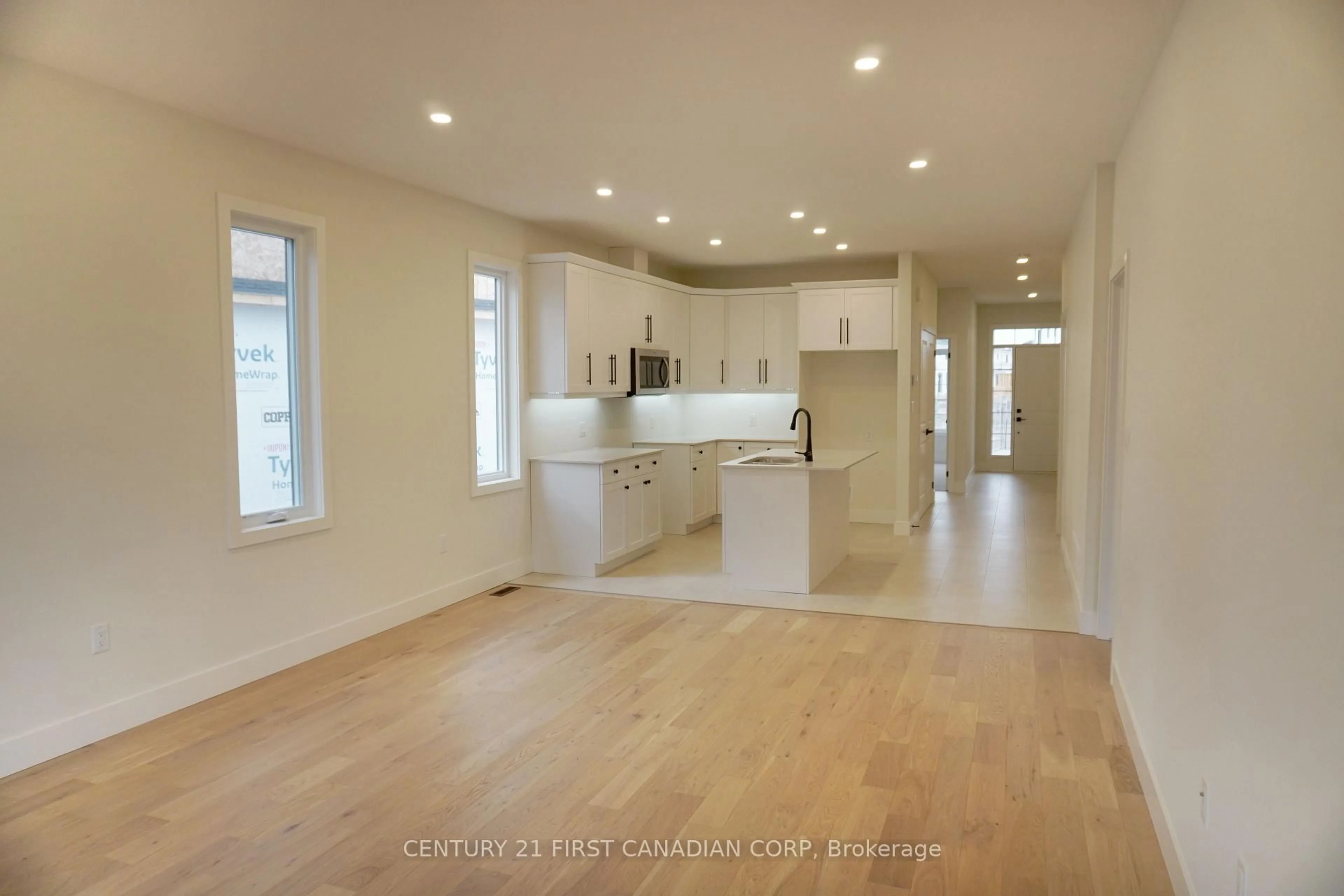 Open concept kitchen, unknown for 1960 Evans Blvd #31, London South Ontario N6M 0A2