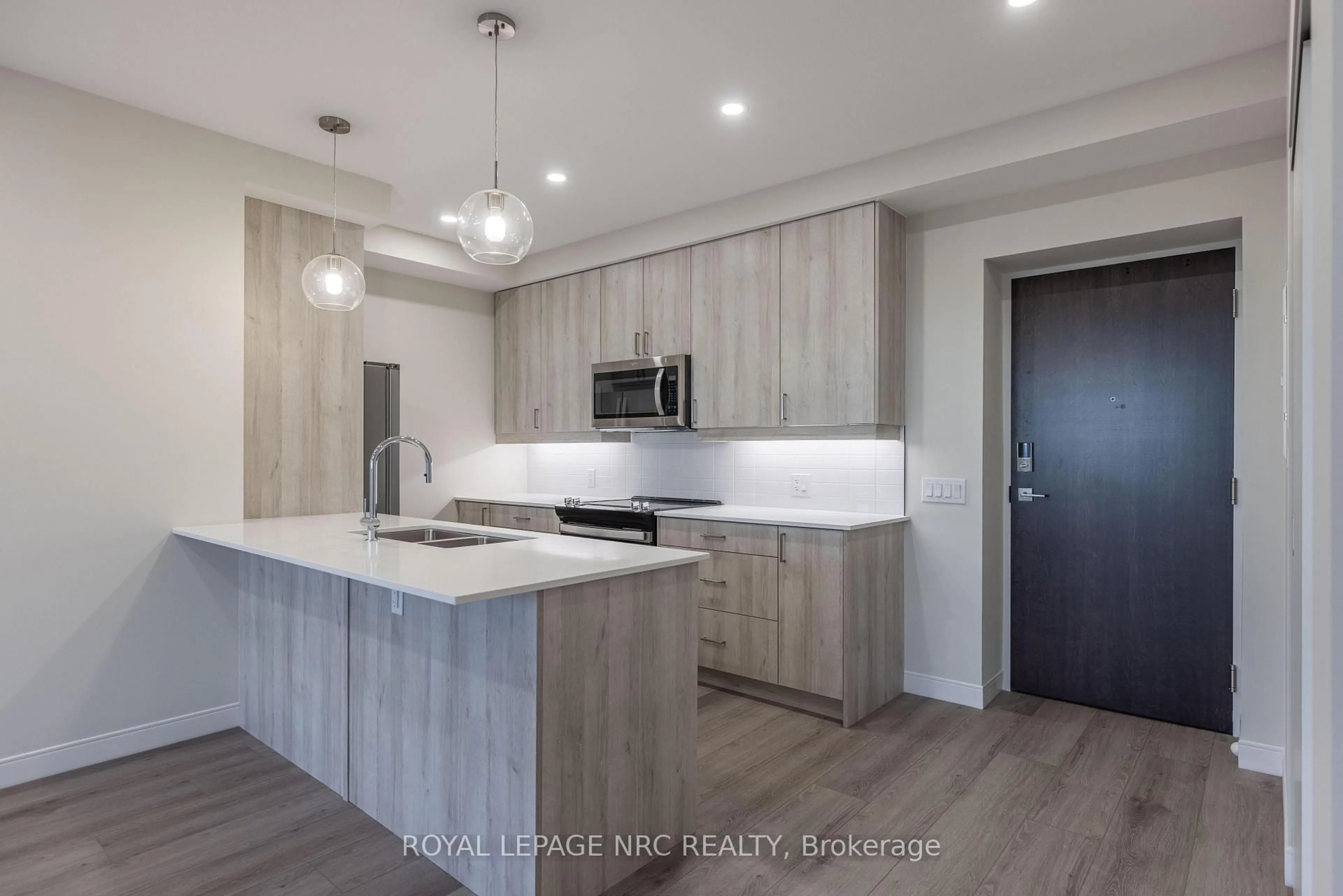 Open concept kitchen, unknown for 118 West St #602, Port Colborne Ontario L3K 0B9