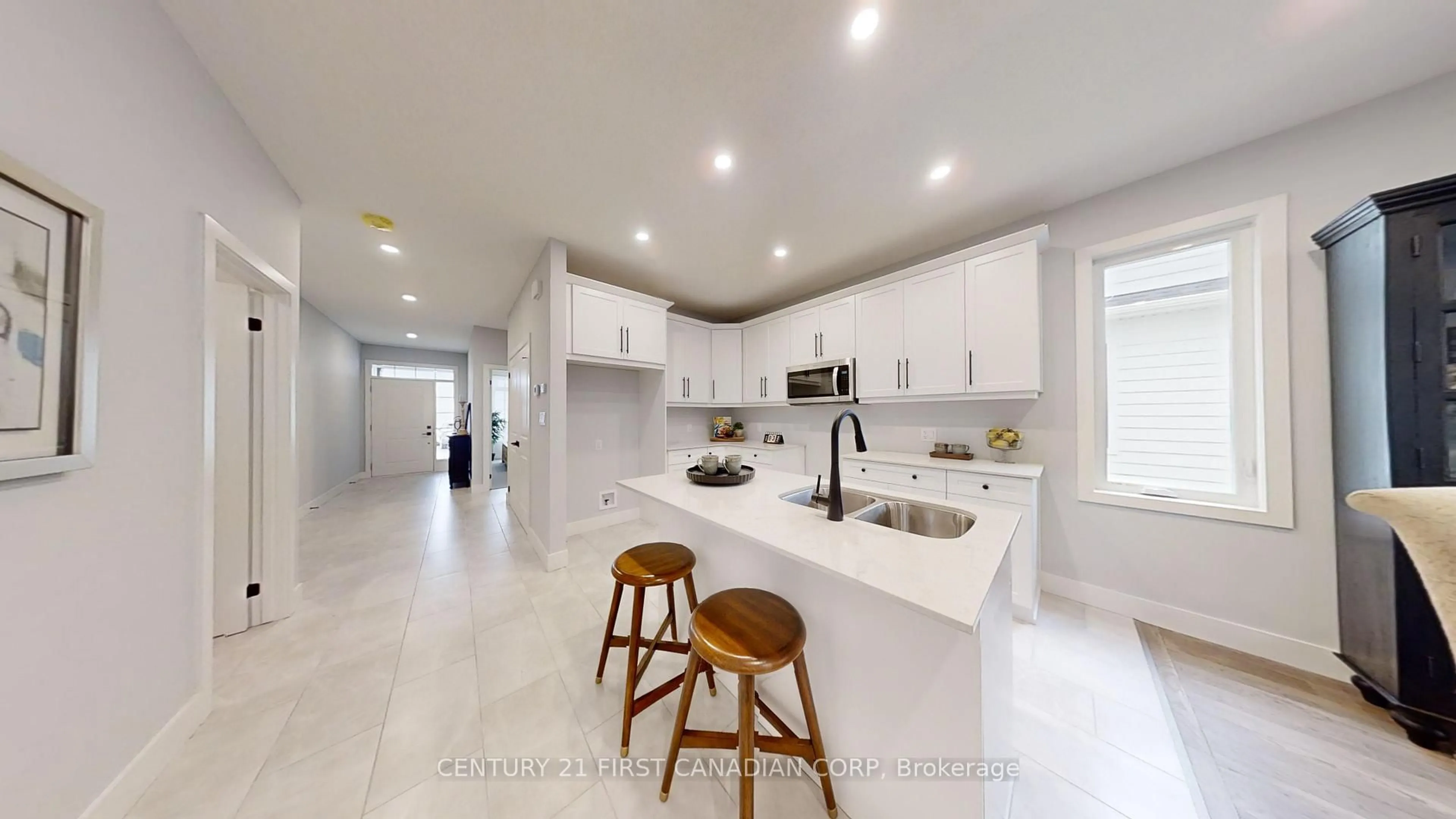 Open concept kitchen, ceramic/tile floor for 1960 EVANS Blvd #21, London South Ontario N6M 0A2