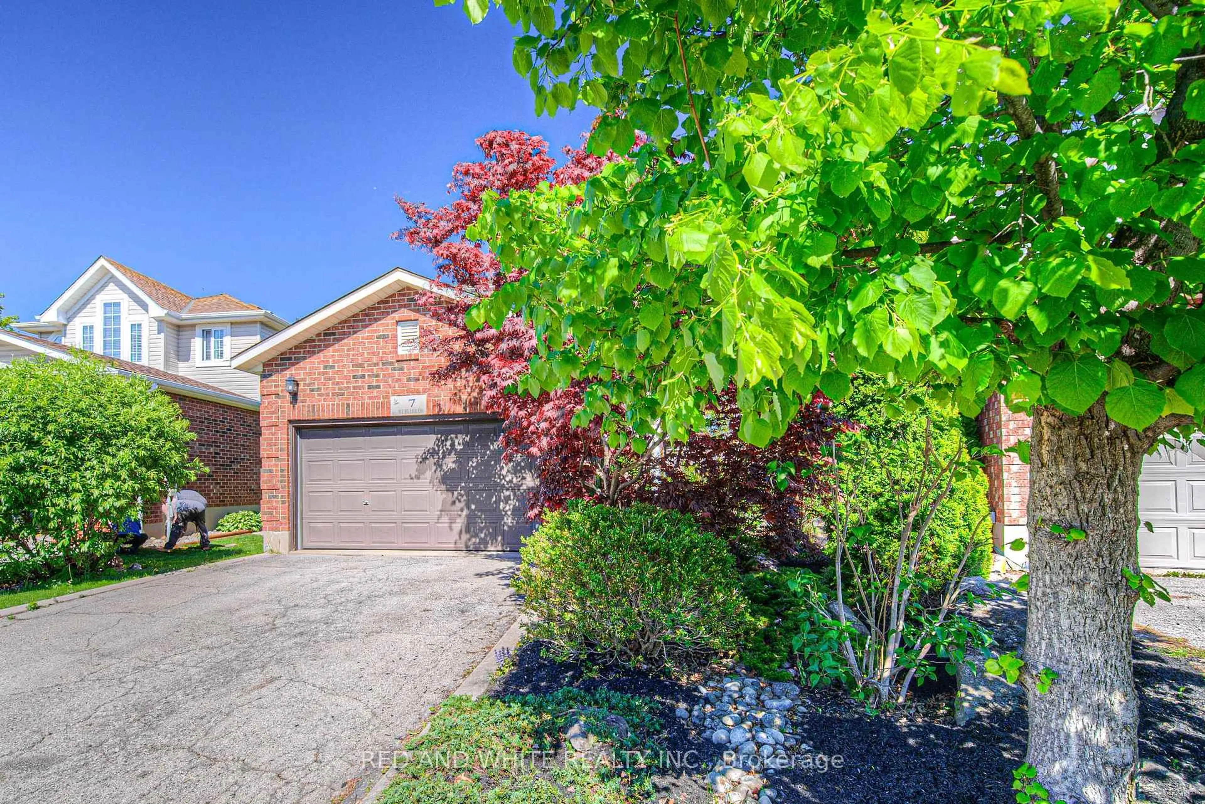 Home with brick exterior material, street for 7 Wheeler Dr, Cambridge Ontario N1P 1E5