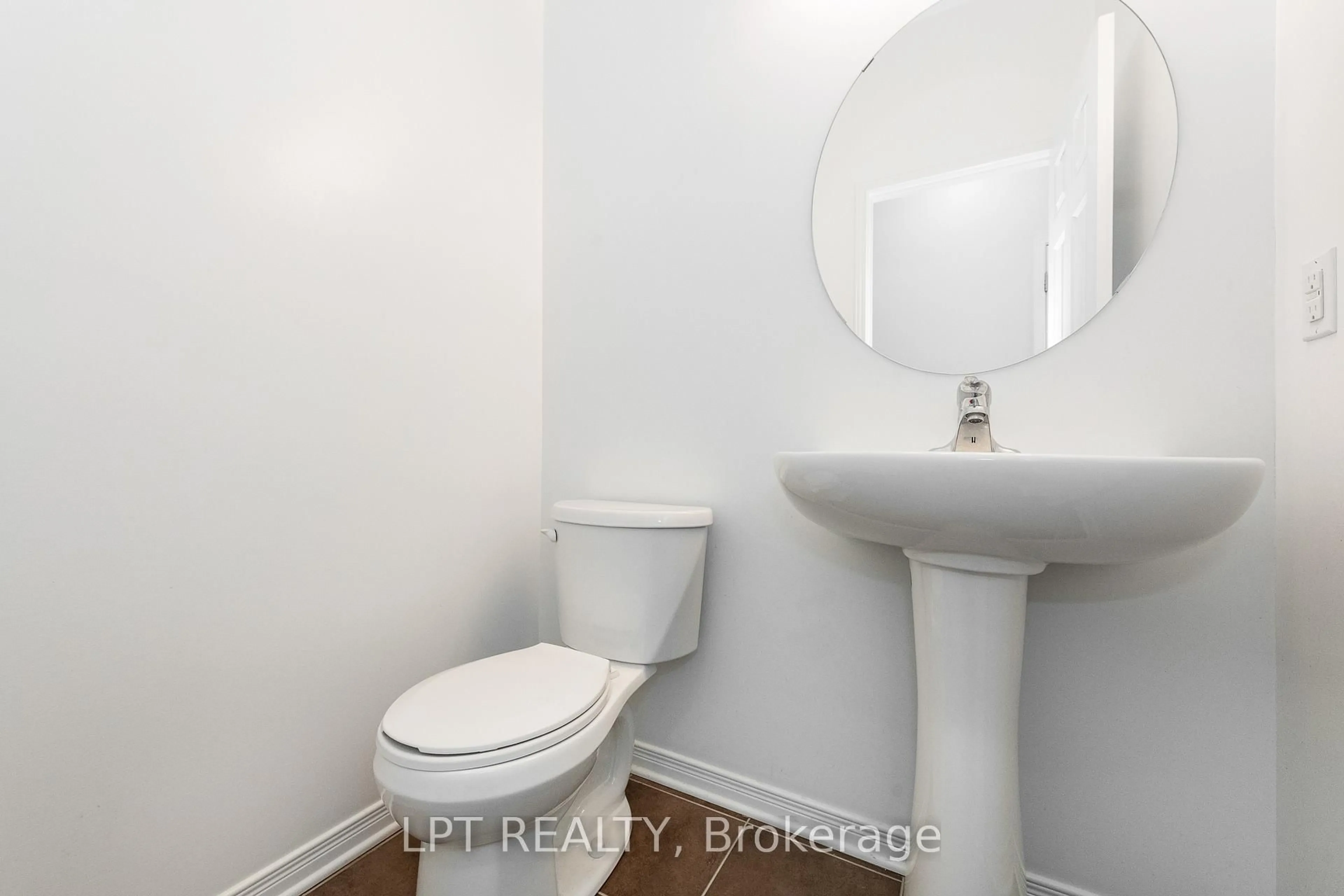 Standard bathroom, unknown for 617 Via Amalfi St, Ottawa Ontario K2J 5X8