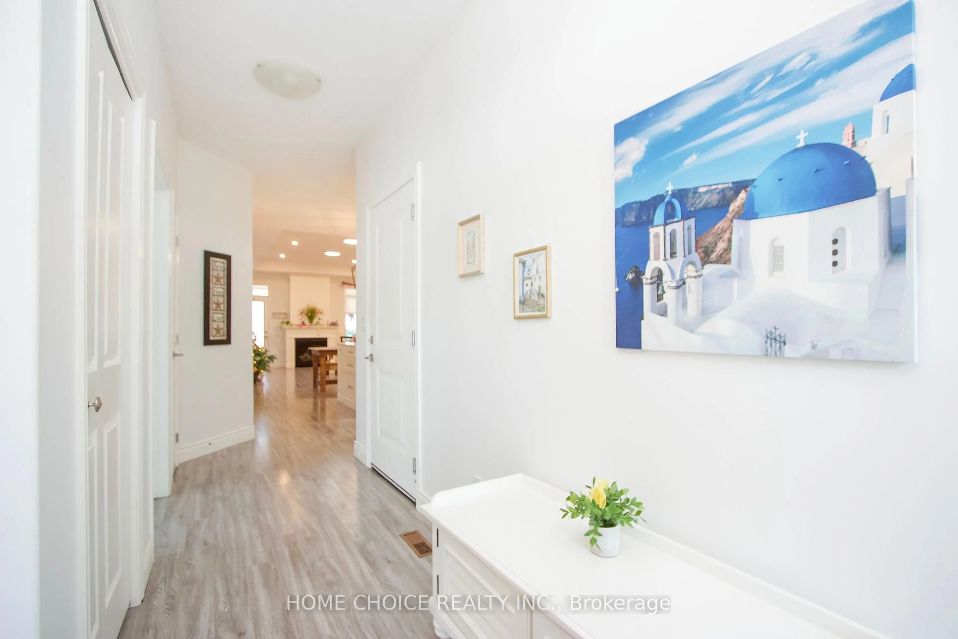 Indoor entryway for 67 Royal Gala Dr, Brighton Ontario K0K 1H0