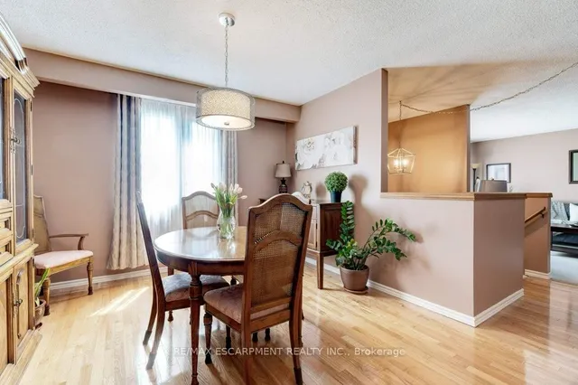 Additional property image - 302 Highridge Ave