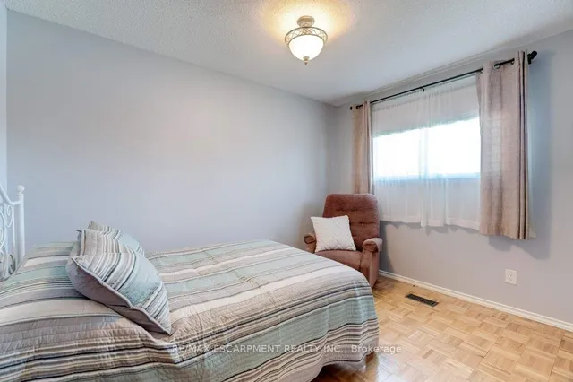 Additional property image - 302 Highridge Ave
