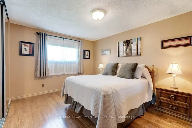 Additional property image - 302 Highridge Ave