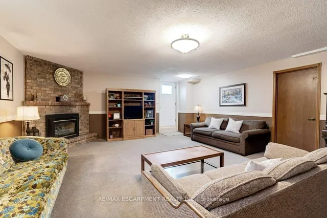 Additional property image - 302 Highridge Ave
