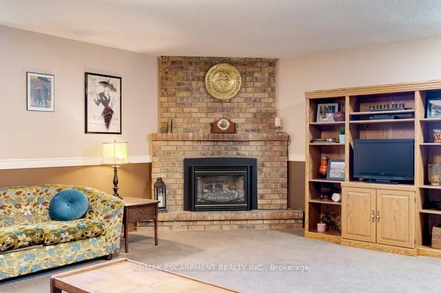 Additional property image - 302 Highridge Ave