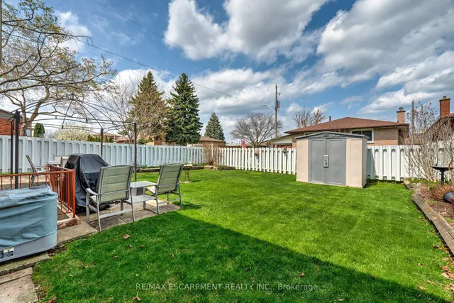 Additional property image - 302 Highridge Ave