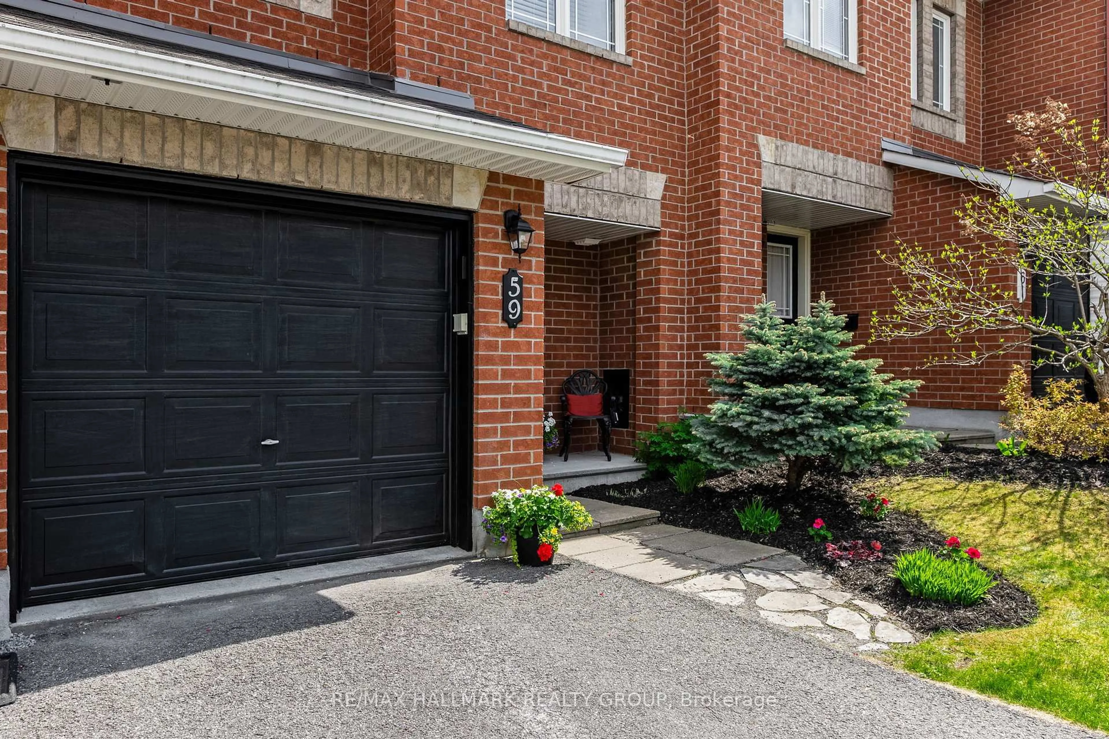 Home with brick exterior material, street for 59 Brady Ave, Ottawa Ontario K2K 0B2