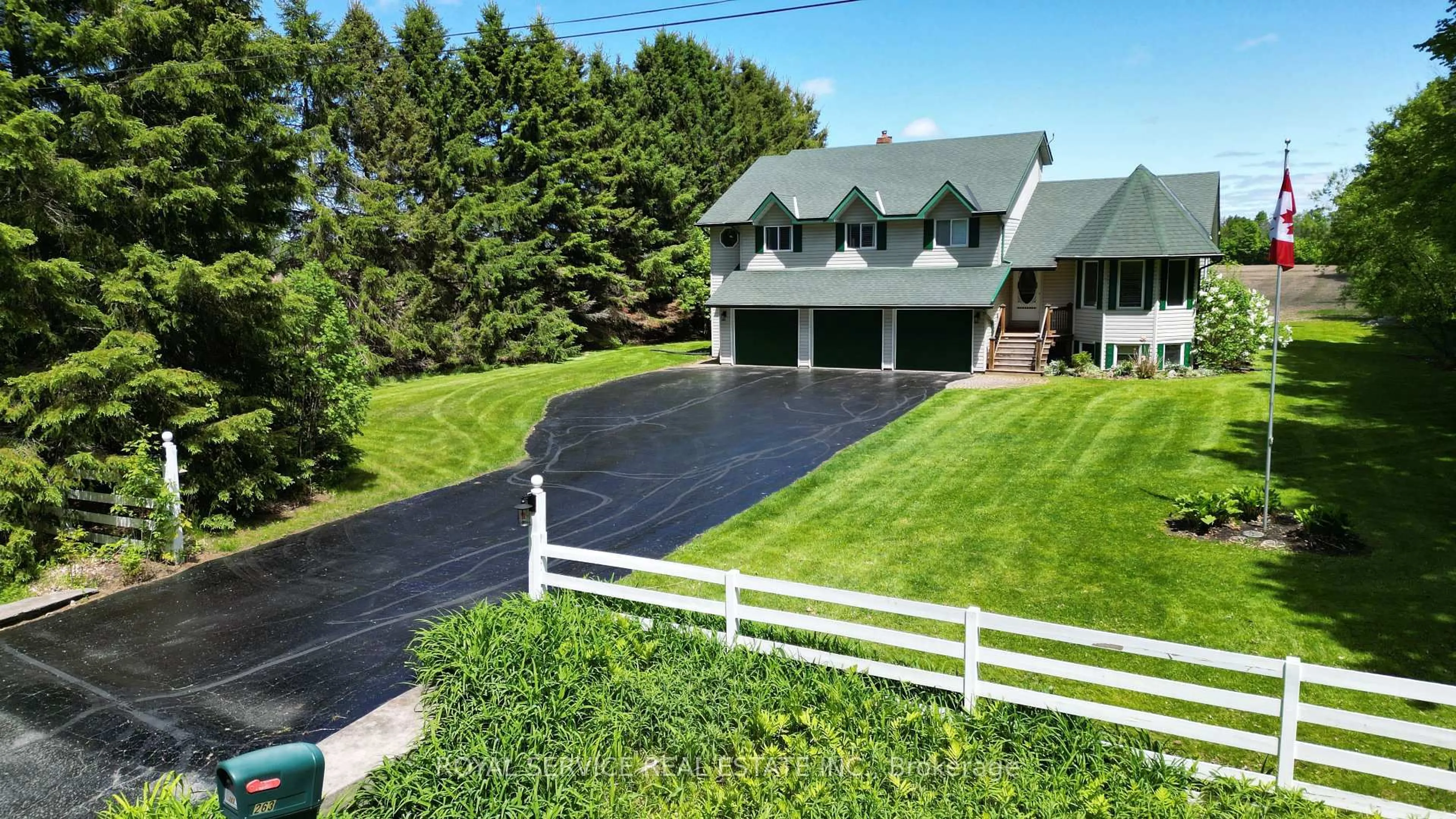 Home with vinyl exterior material, street for 263 Lawson Rd, Brighton Ontario K0K 1H0