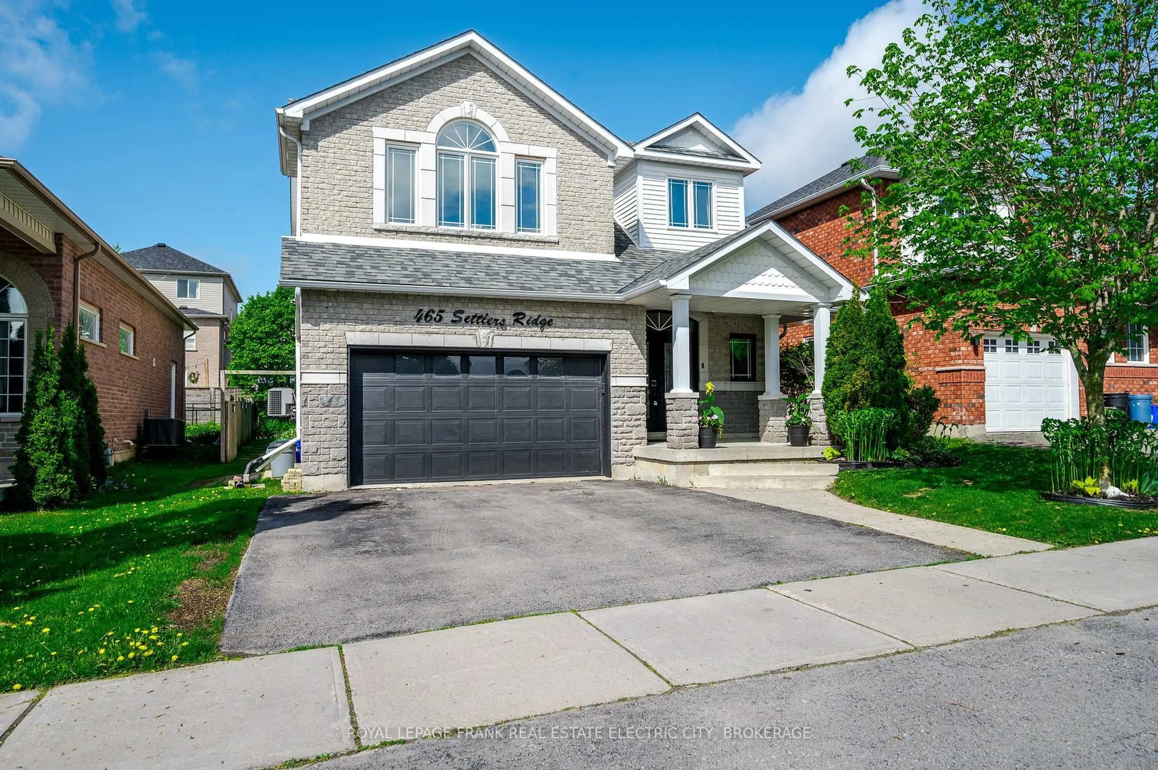 Home with brick exterior material, street for 465 Settlers Rdge, Peterborough North Ontario K9L 2A6
