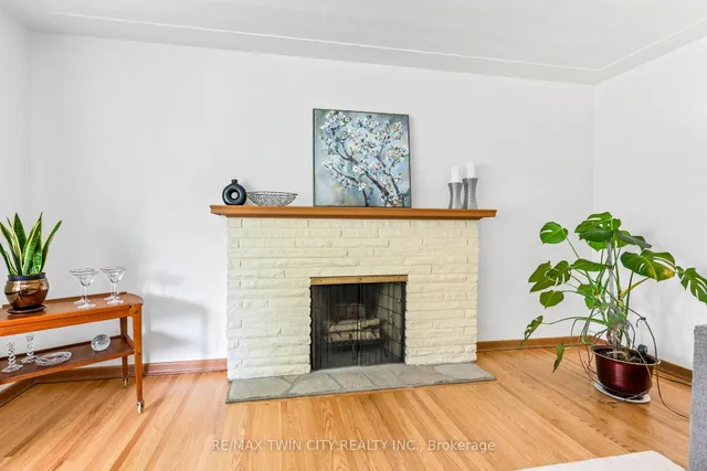 Additional property image - 51 Askin Pl