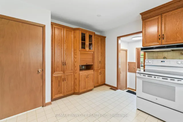Additional property image - 51 Askin Pl