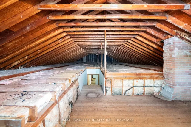 Additional property image - 51 Askin Pl